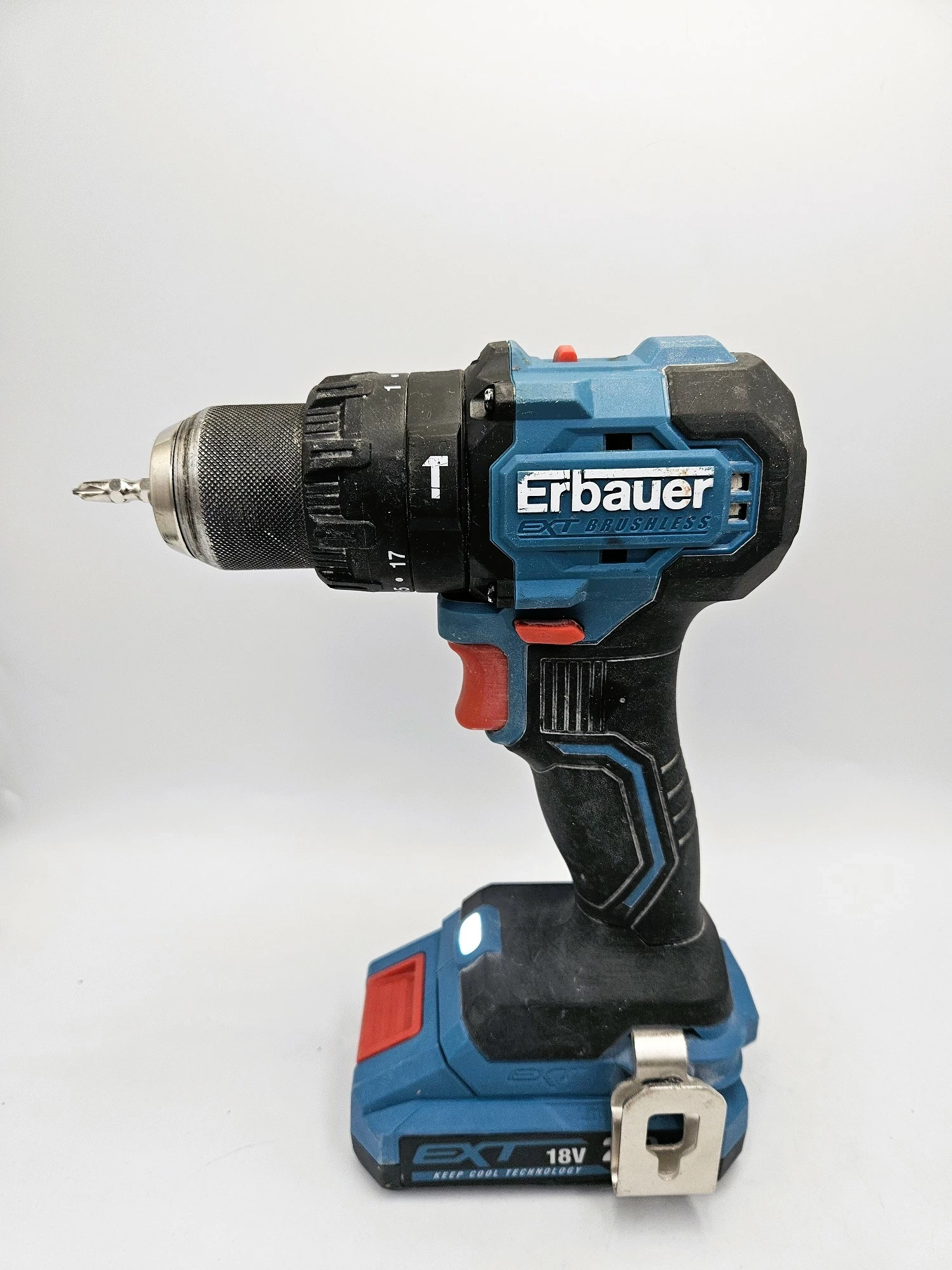 wkretarka-erbauer-eri1092com-2xaku-18v-20ah-ladowarka-rodzaj-silnika-204657-221325