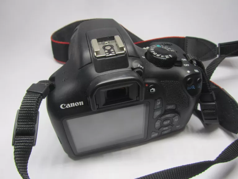 lustrzanka-canon-1300d-obiektyw-18-55mm-filtry-zestaw-model-zalaczonego-obiektywu-ef-s-18-55-mm-f35-56-is-ii