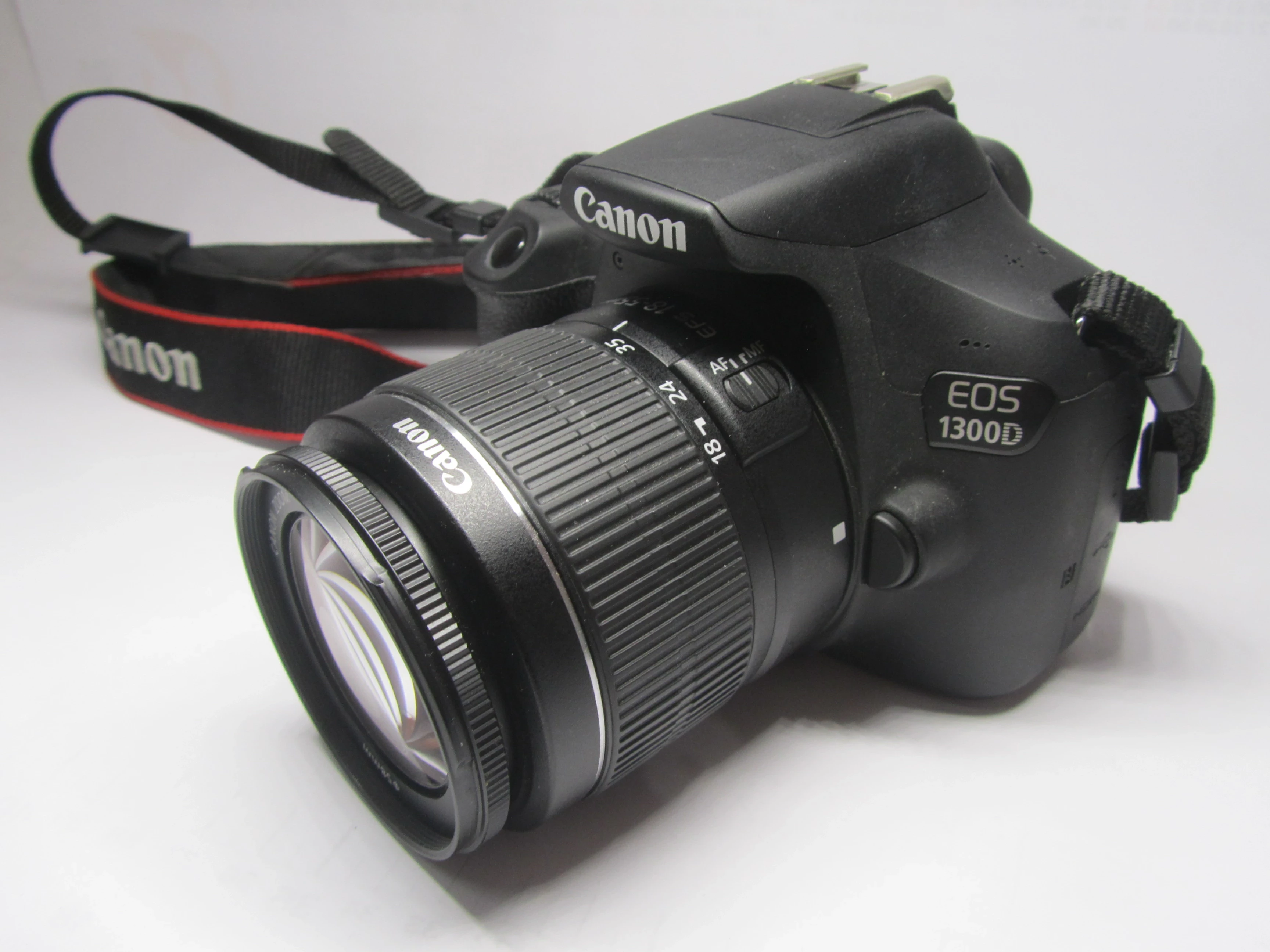 lustrzanka-canon-1300d-obiektyw-18-55mm-filtry-zestaw-typ-matrycy-14228-2