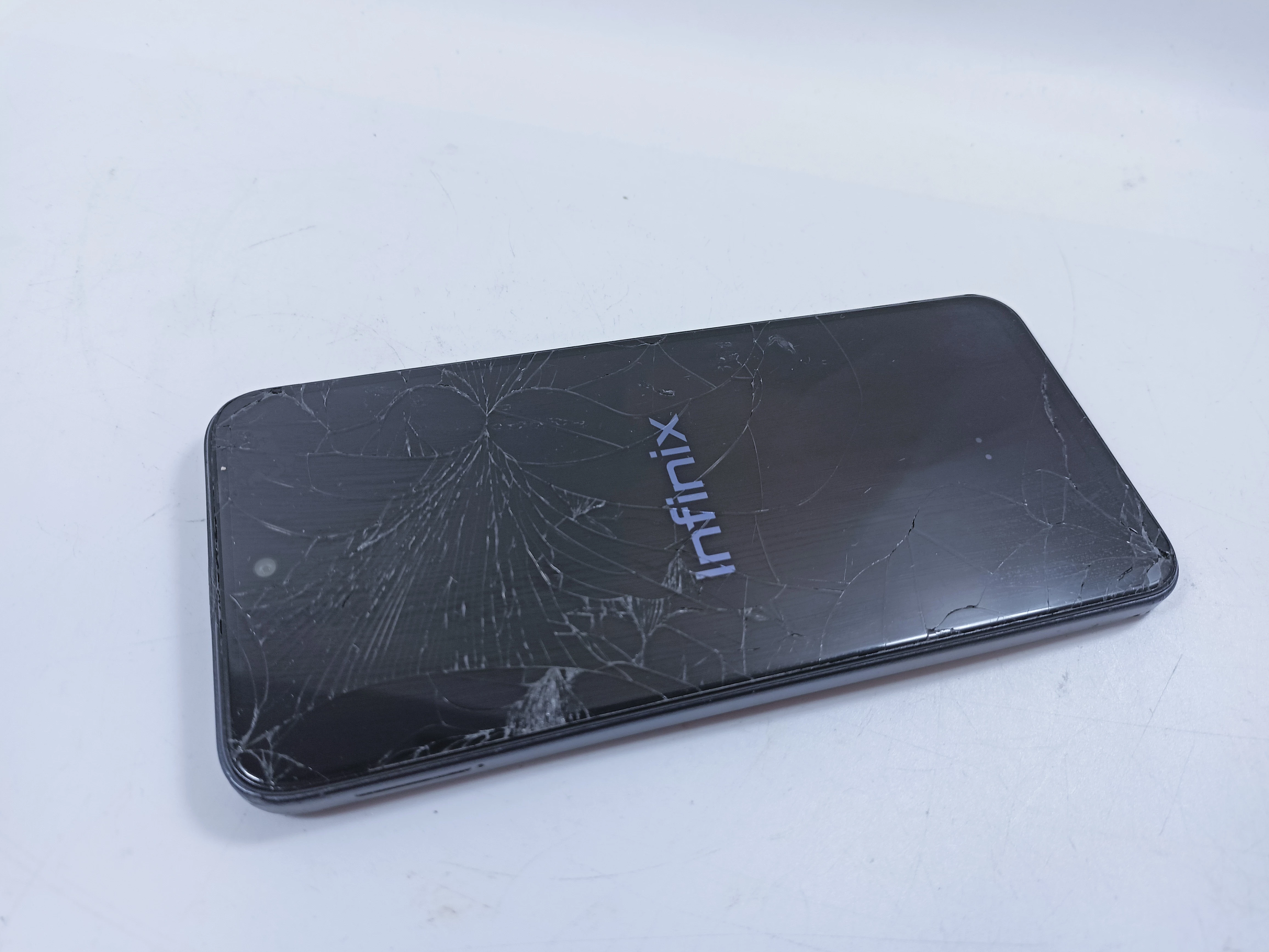 telefon-infinix-hot-50i-at-opis-typ-202685-212929