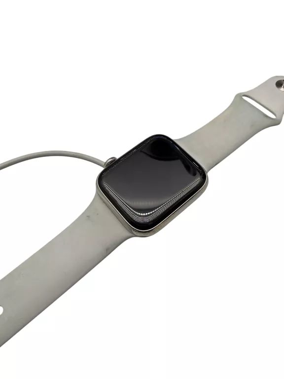 apple-watch-series-5-44mm-stan-11323-2