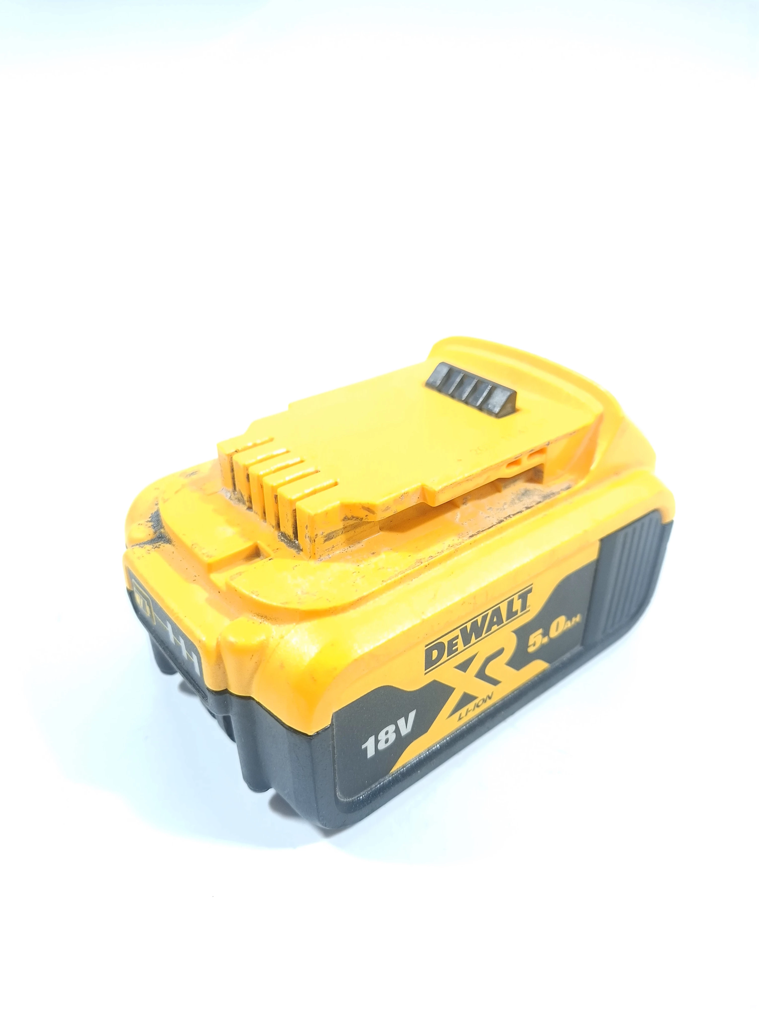 akumulator-li-ion-dewalt-18-v-500-ah-dcb184-2021r-ean-gtin-5035048790052