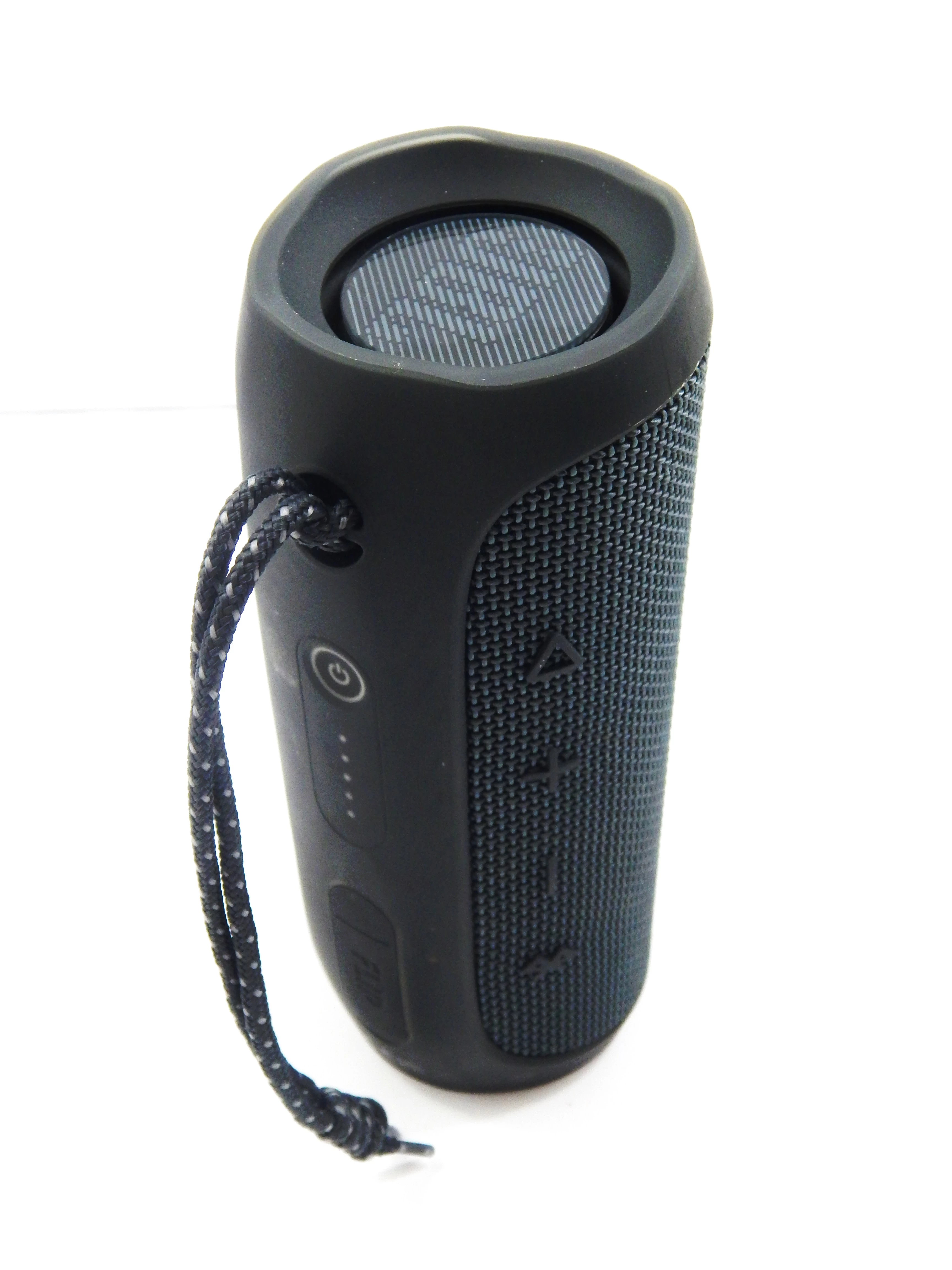 glosnik-jbl-flip-essential-2-moc-4000