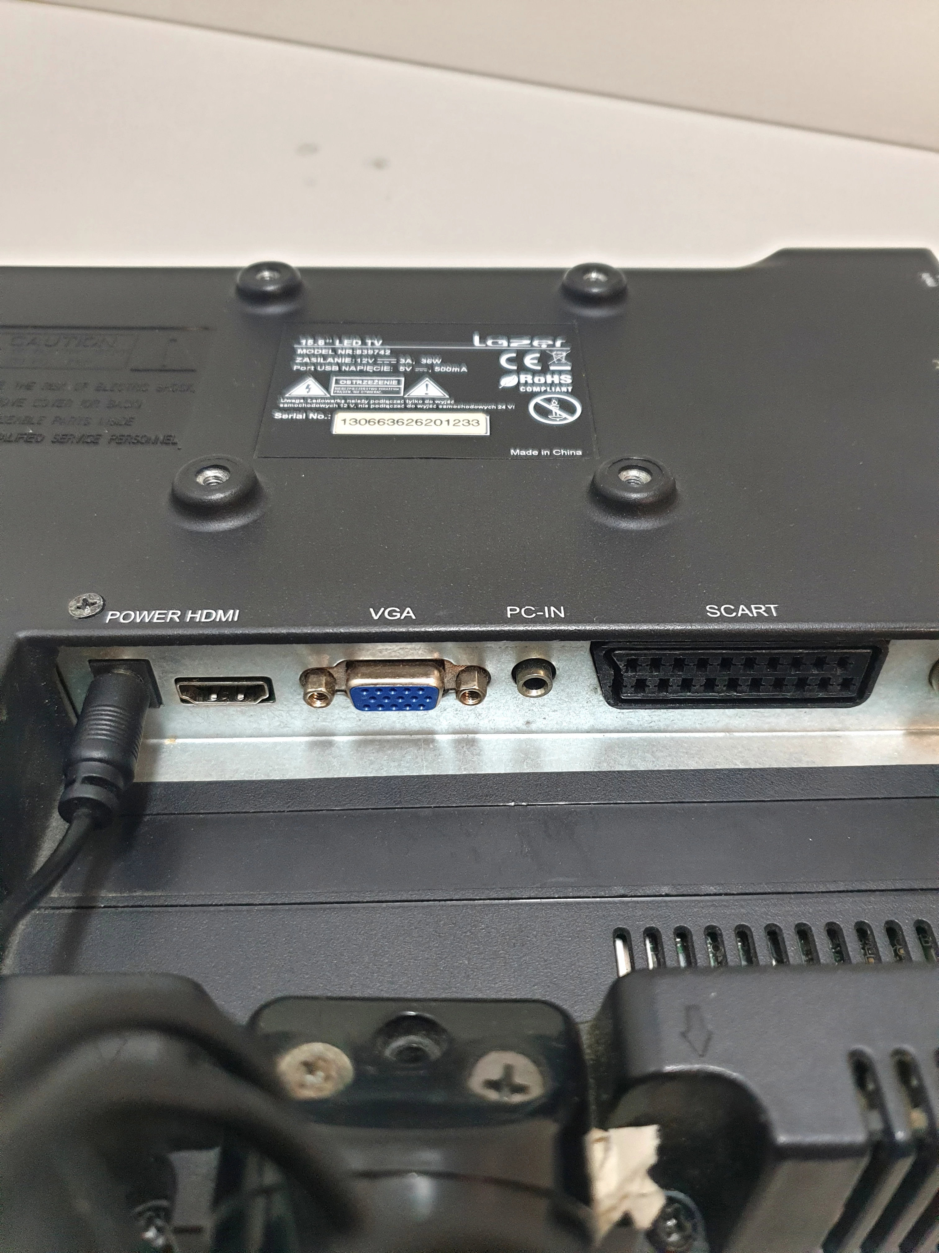 tv-156-zasilacz-przekatna-ekranu-cale-1560