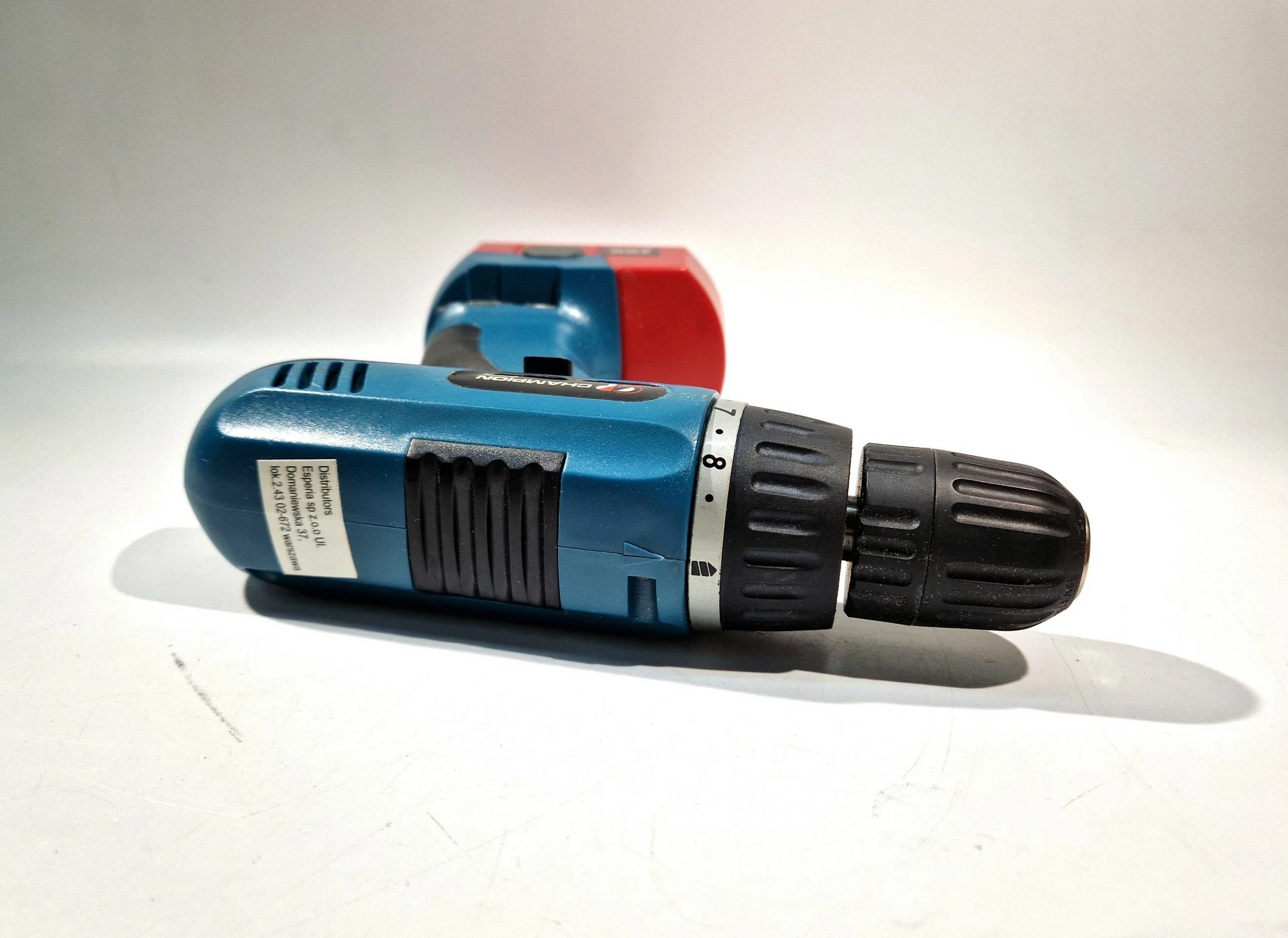 wiertarko-wkretarka-akumulatorowa-champion-cp-1510-zasilanie-209202-1769478