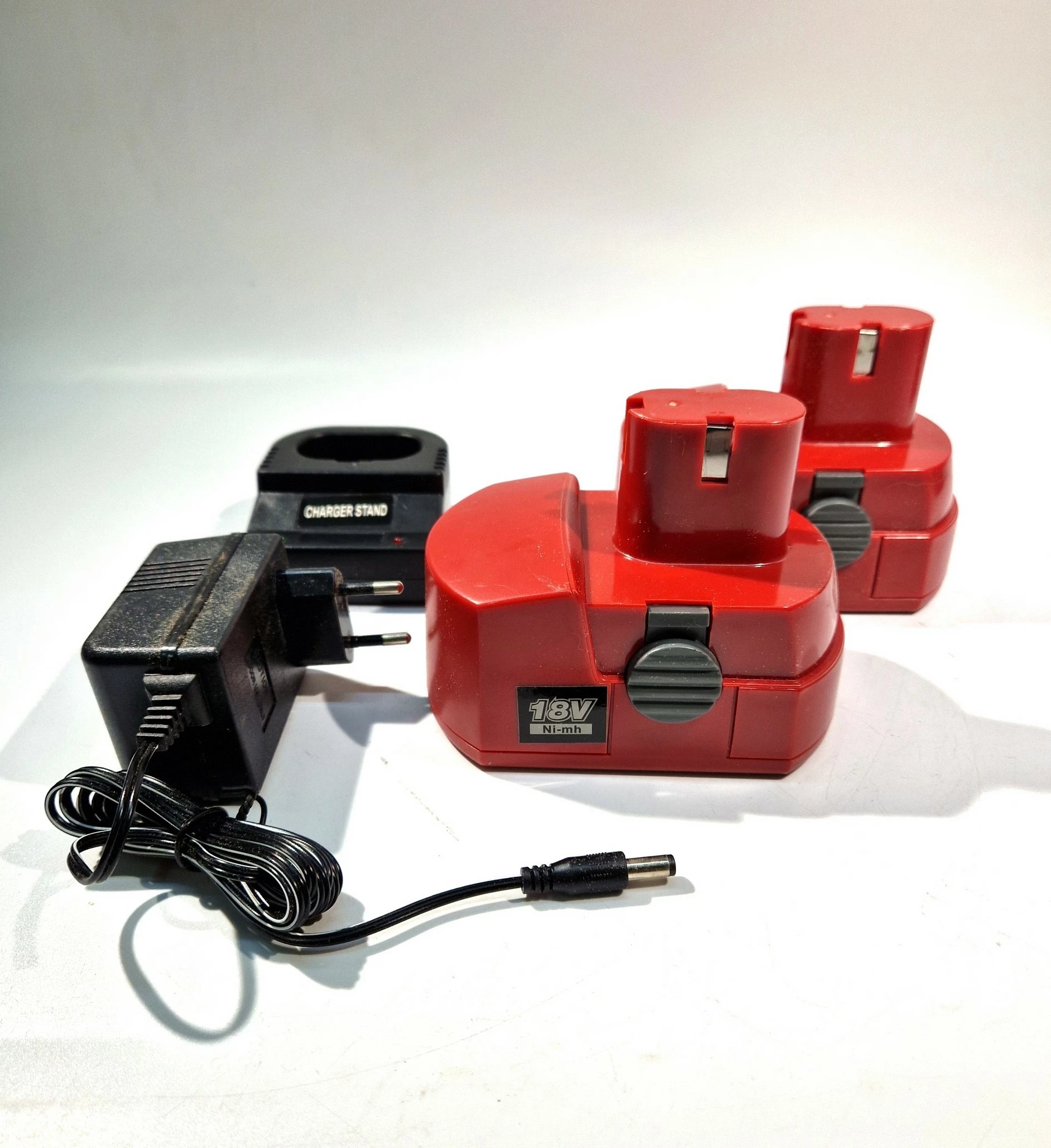 wiertarko-wkretarka-akumulatorowa-champion-cp-1510-miekki-moment-obrotowy-2000