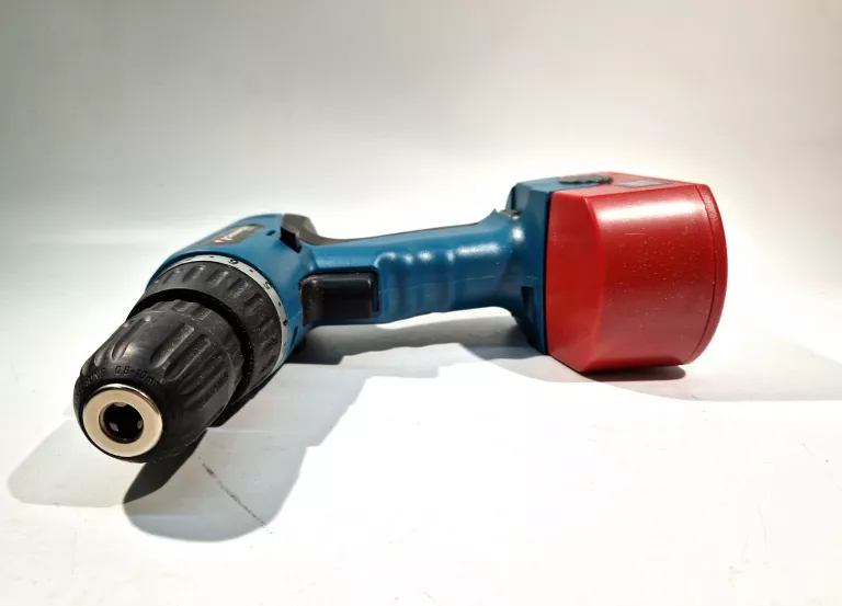 wiertarko-wkretarka-akumulatorowa-champion-cp-1510-pojemnosc-akumulatora-150