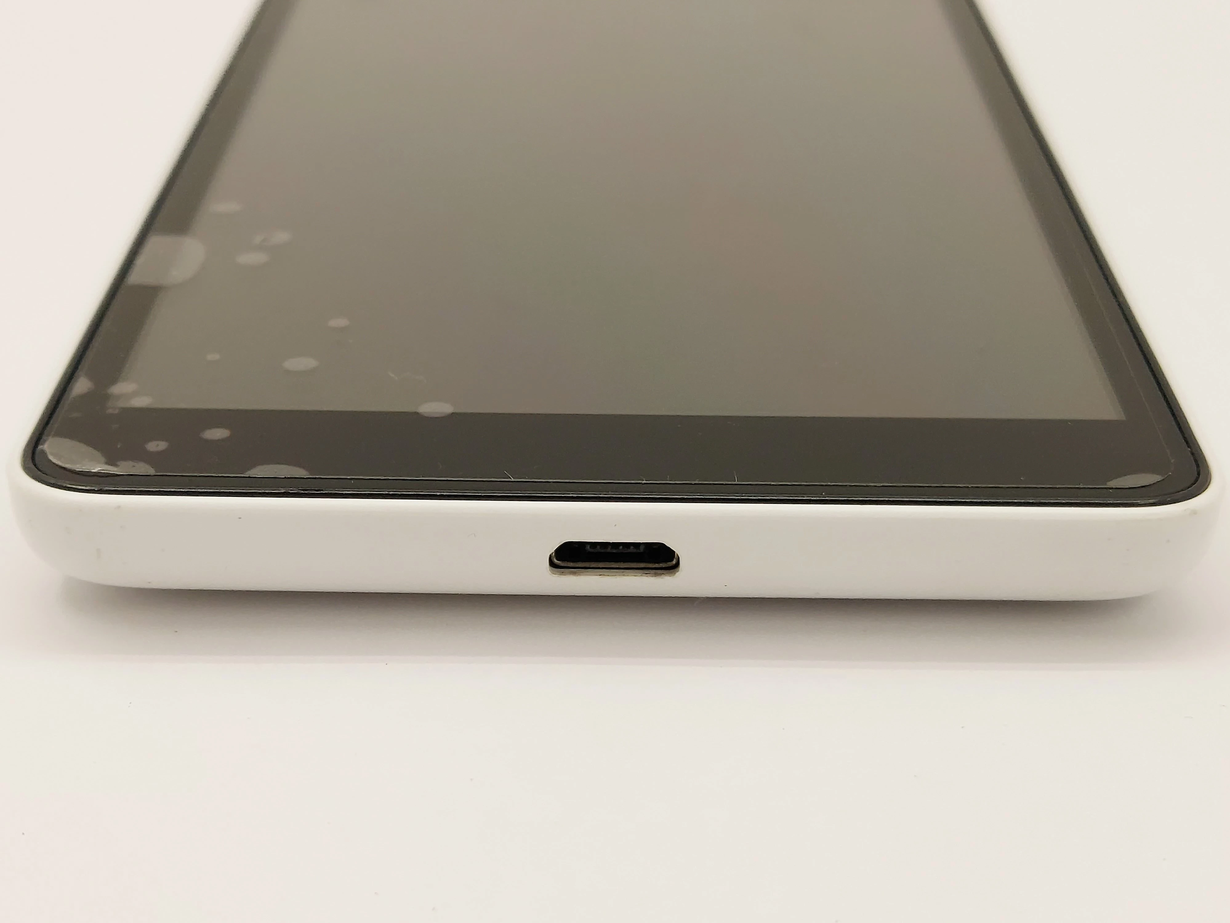 smartfon-microsoft-lumia-535-bialy-kod-producenta-rm-1089