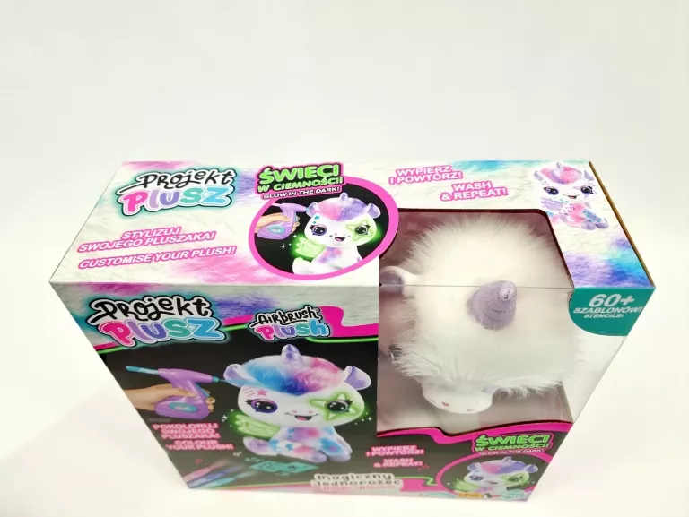 projekt-plusz-magiczny-jednorozec-swiecacy-w-ciemnosci-stan-11323-238058