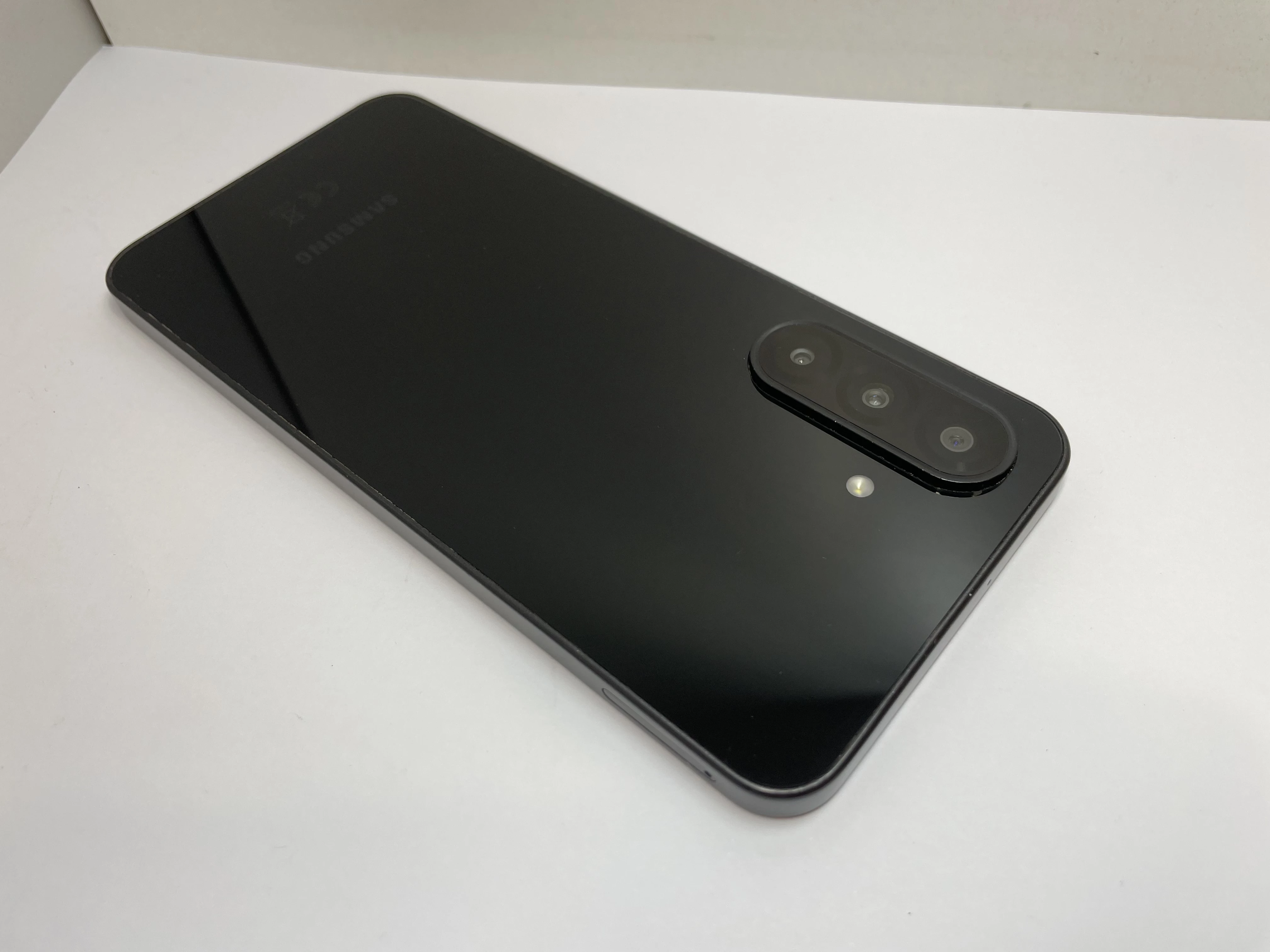 telefon-samsung-galaxy-a26-5g-opis-typ-202685-212929