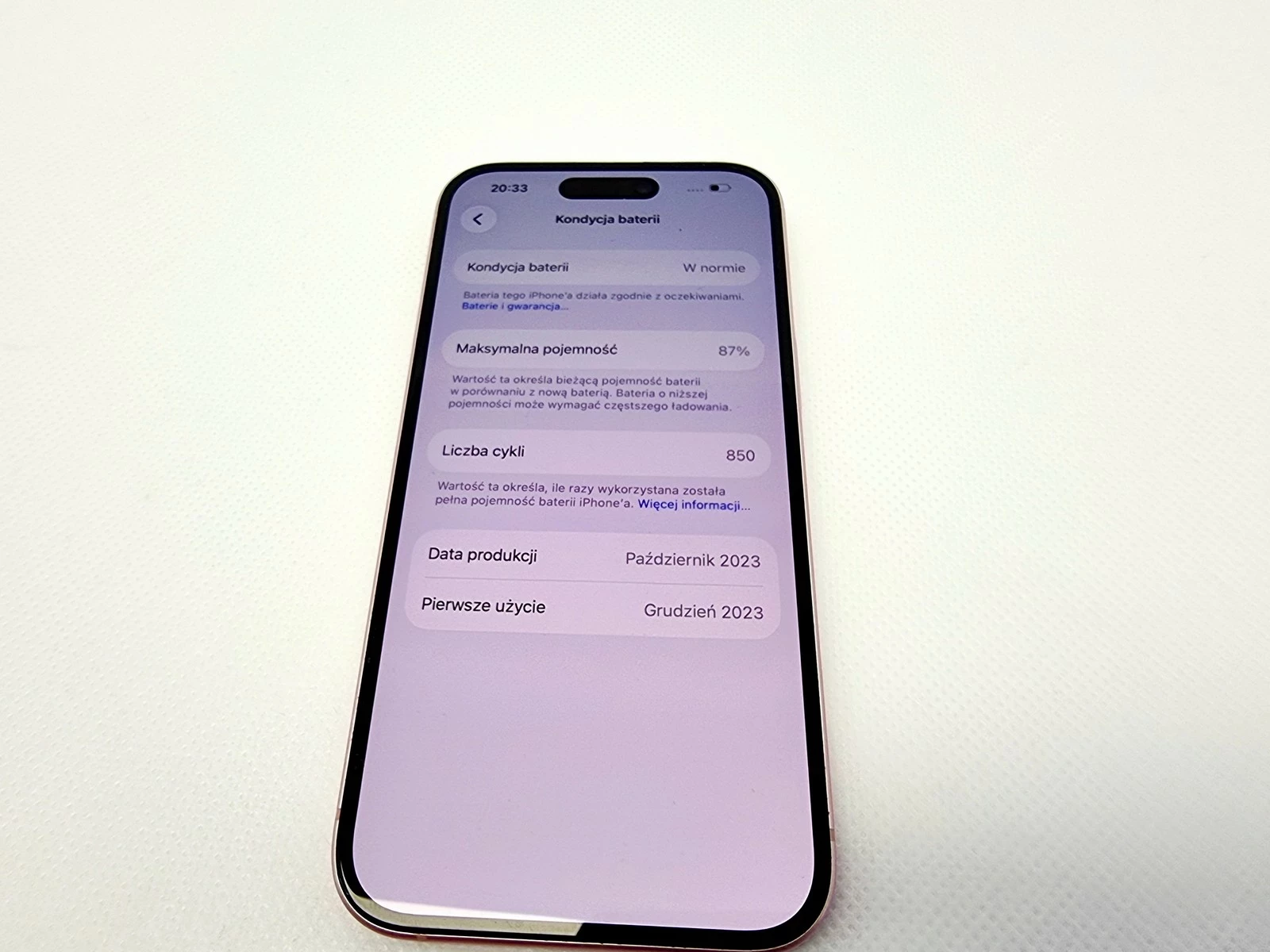 apple-iphone-15-6-gb-128-gb-5g-rozowy-87-pojemnosc-akumulatora-3349