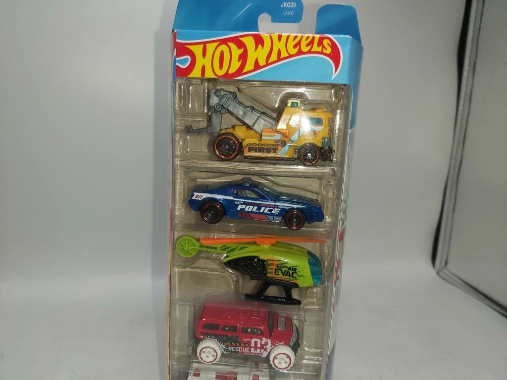zestaw-hot-wheels-priority-patrol-5-szt-stan-11323-2