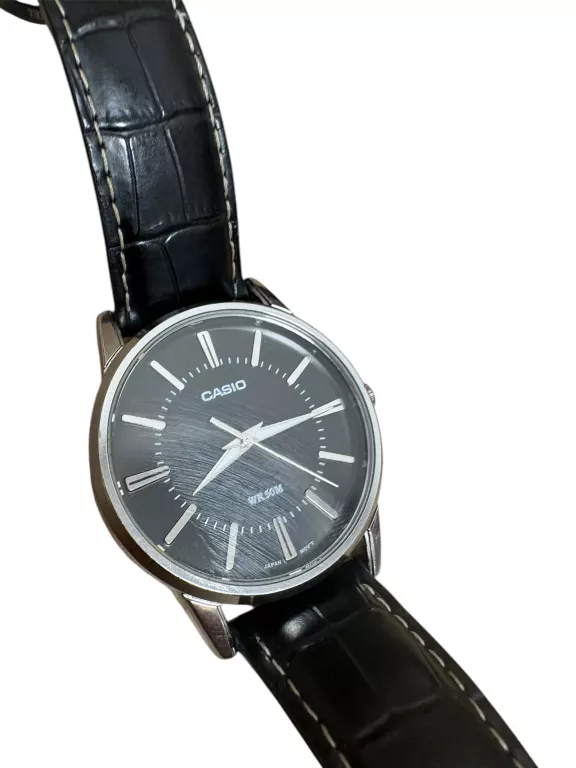 zegarek-casio-1330-ean-gtin-5413676436731