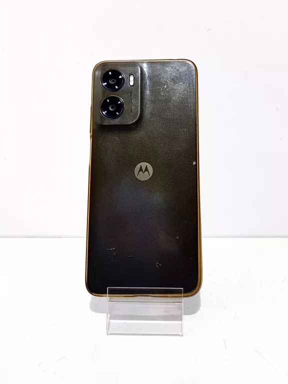 telefon-motorola-e15-64gb-etui-system-operacyjny-4388-1