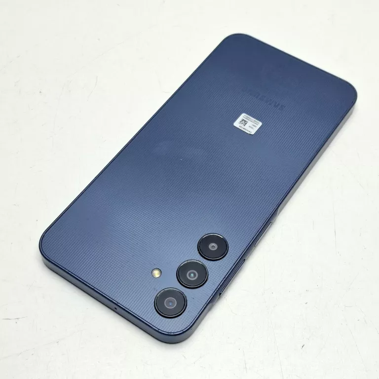 telefon-samsung-galaxy-a25-6128gb-przekatna-ekranu-650