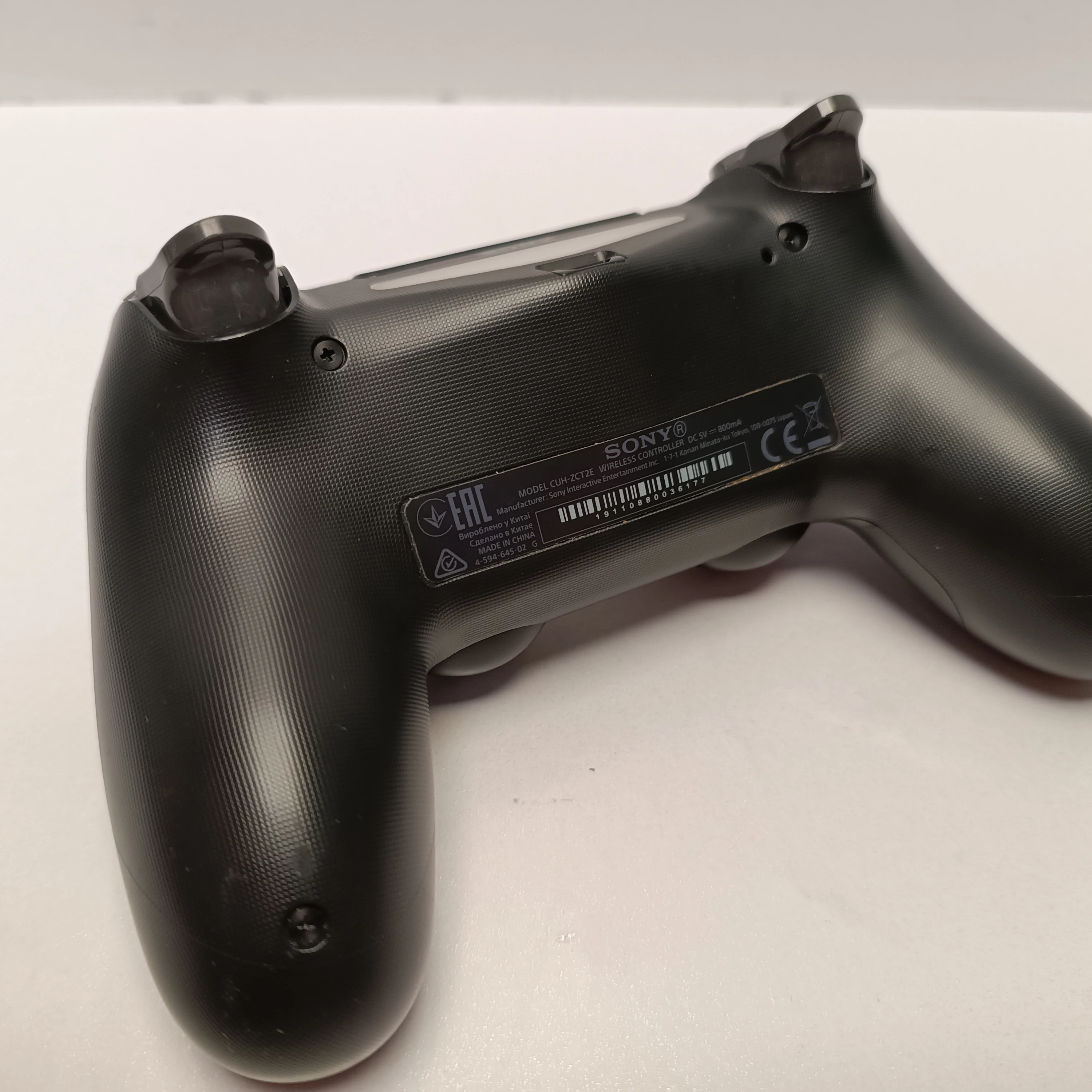 pad-kontroler-sony-ps4-cuh-zct2e-czarny-sposob-podlaczenia-210654-2