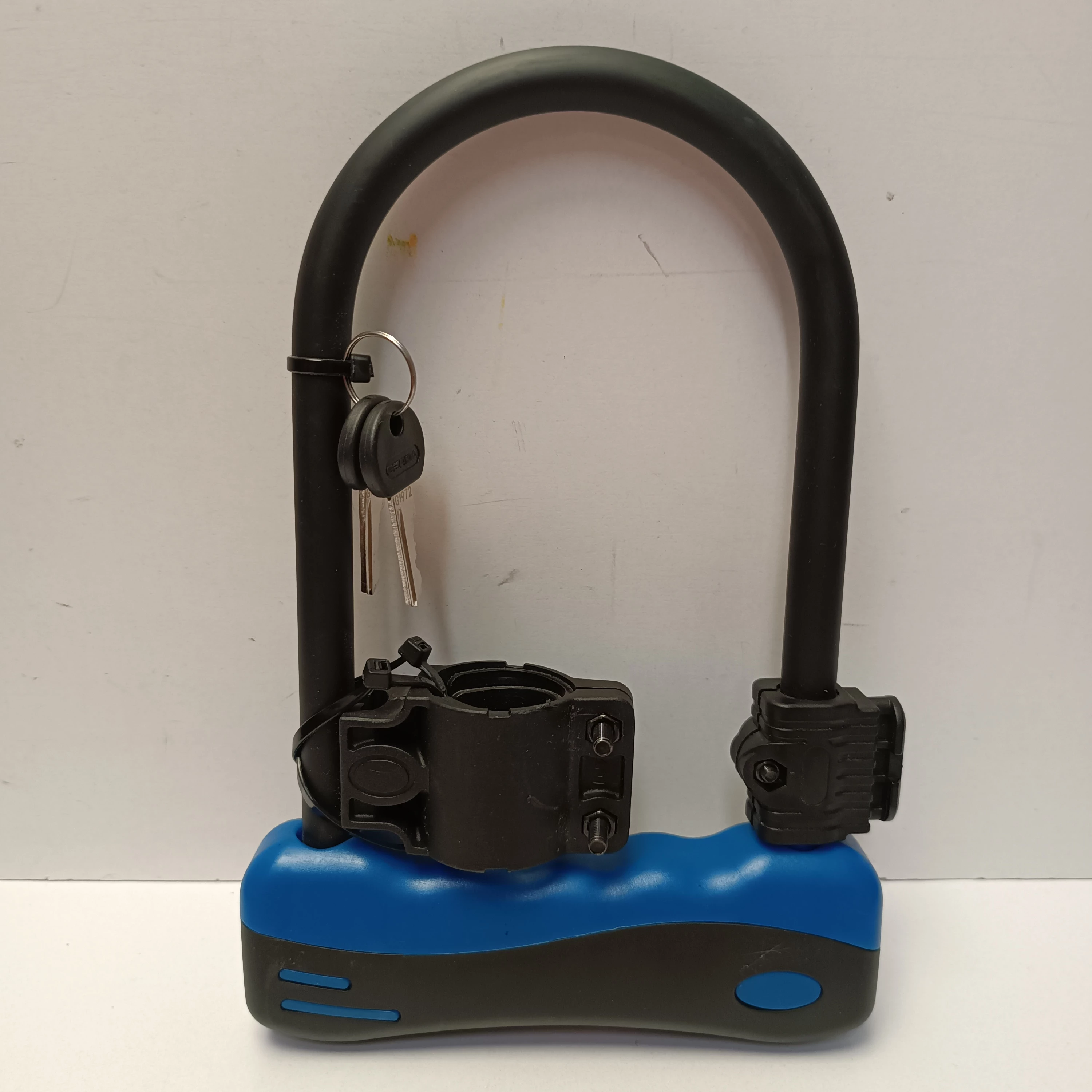 mocne-zapiecie-ulock-ultra-strong-gerda-do-hulajnogi-elektrycznej-roweru-stan-11323-2