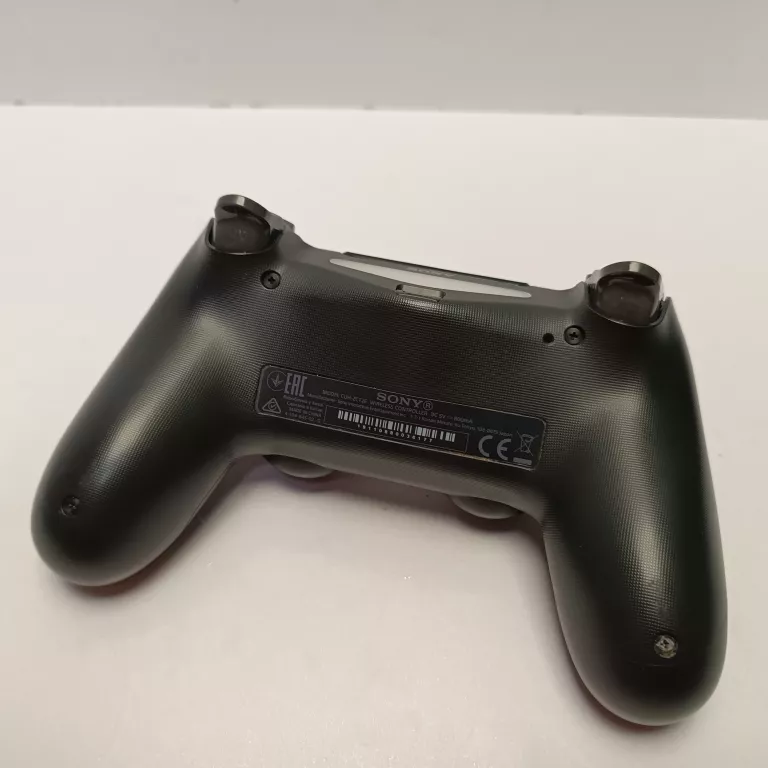 pad-kontroler-sony-ps4-cuh-zct2e-czarny-pochodzenie-210658-243446