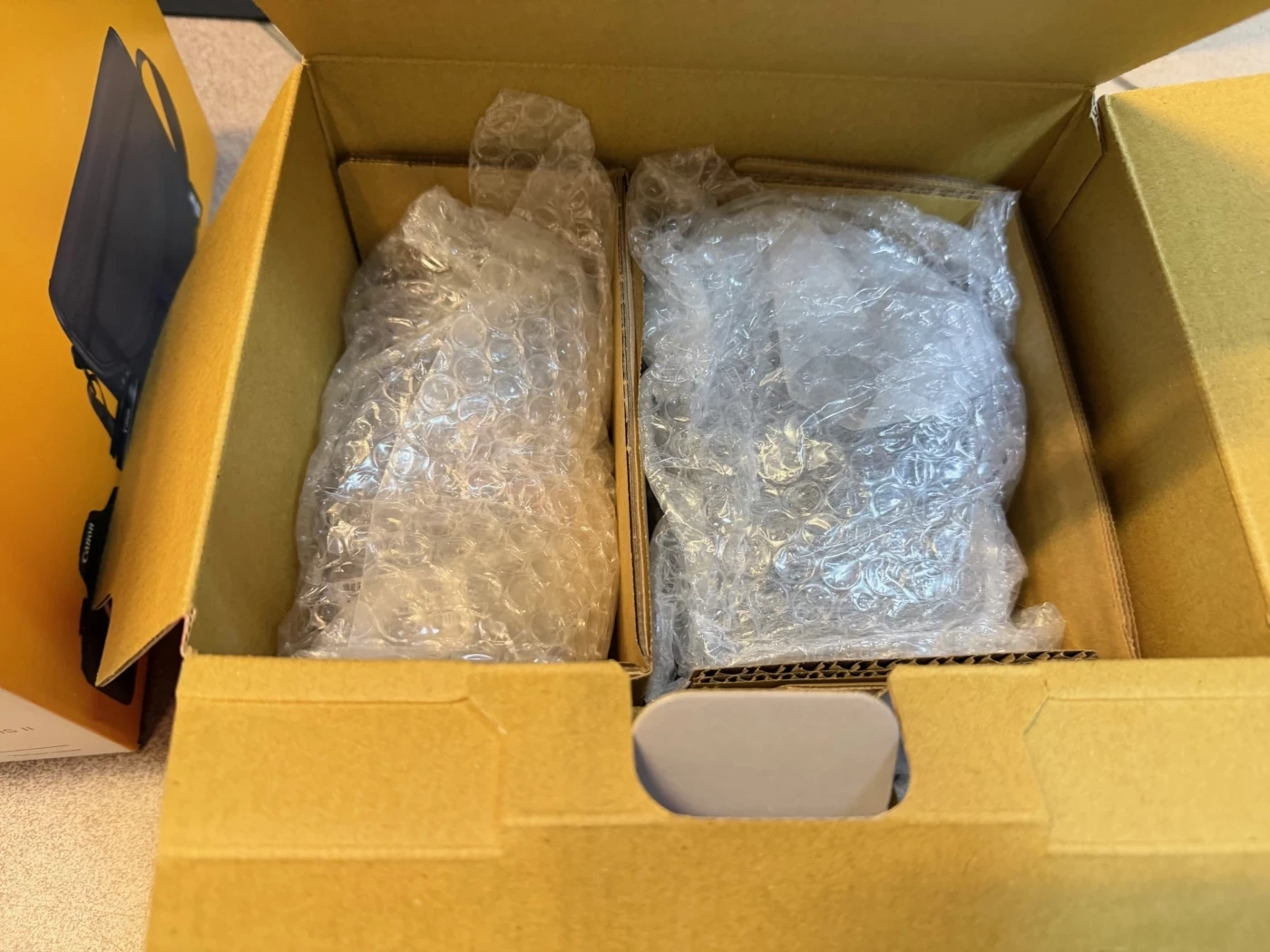 aparat-canon-eos-2000dobiektyw-stan-11323-2