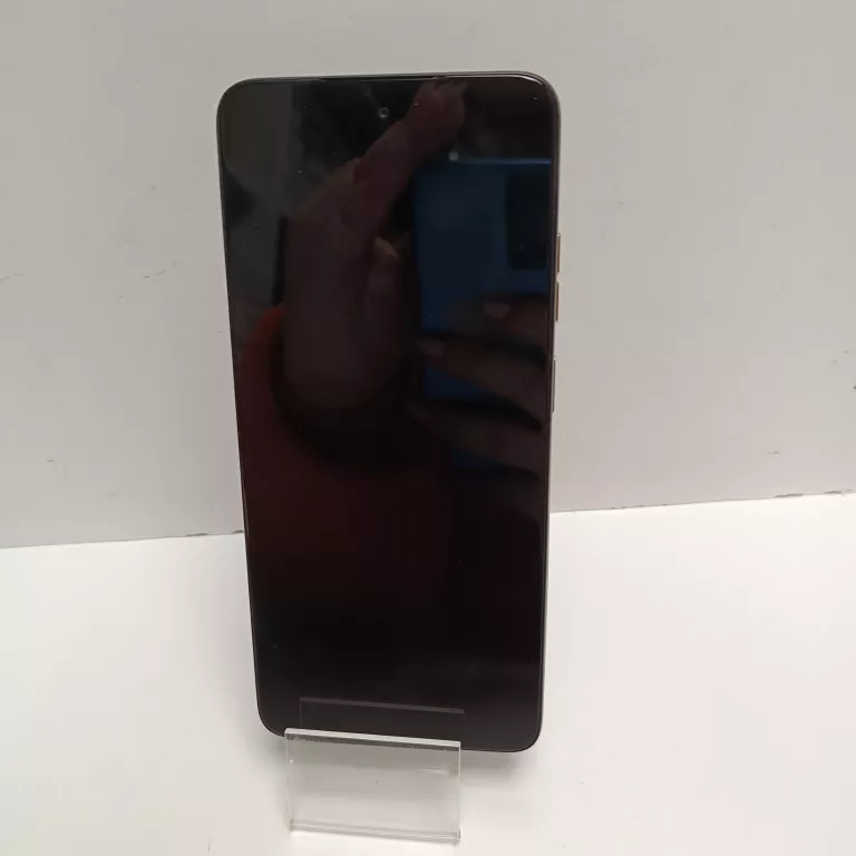 telefon-moto-g15-8128gb-przekatna-ekranu-678