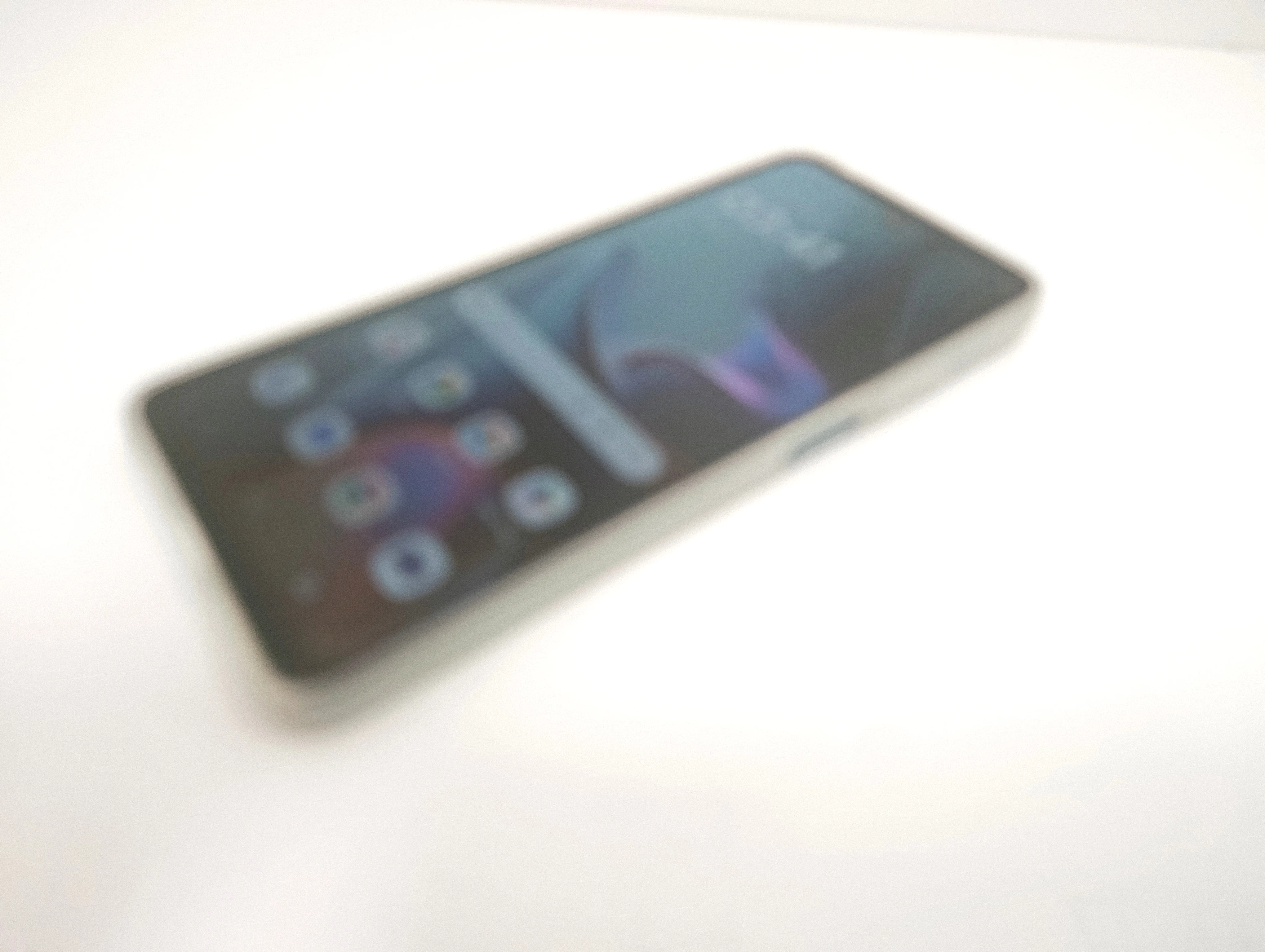 telefon-motorola-moto-e15-kod-producenta-pb6s0005pl