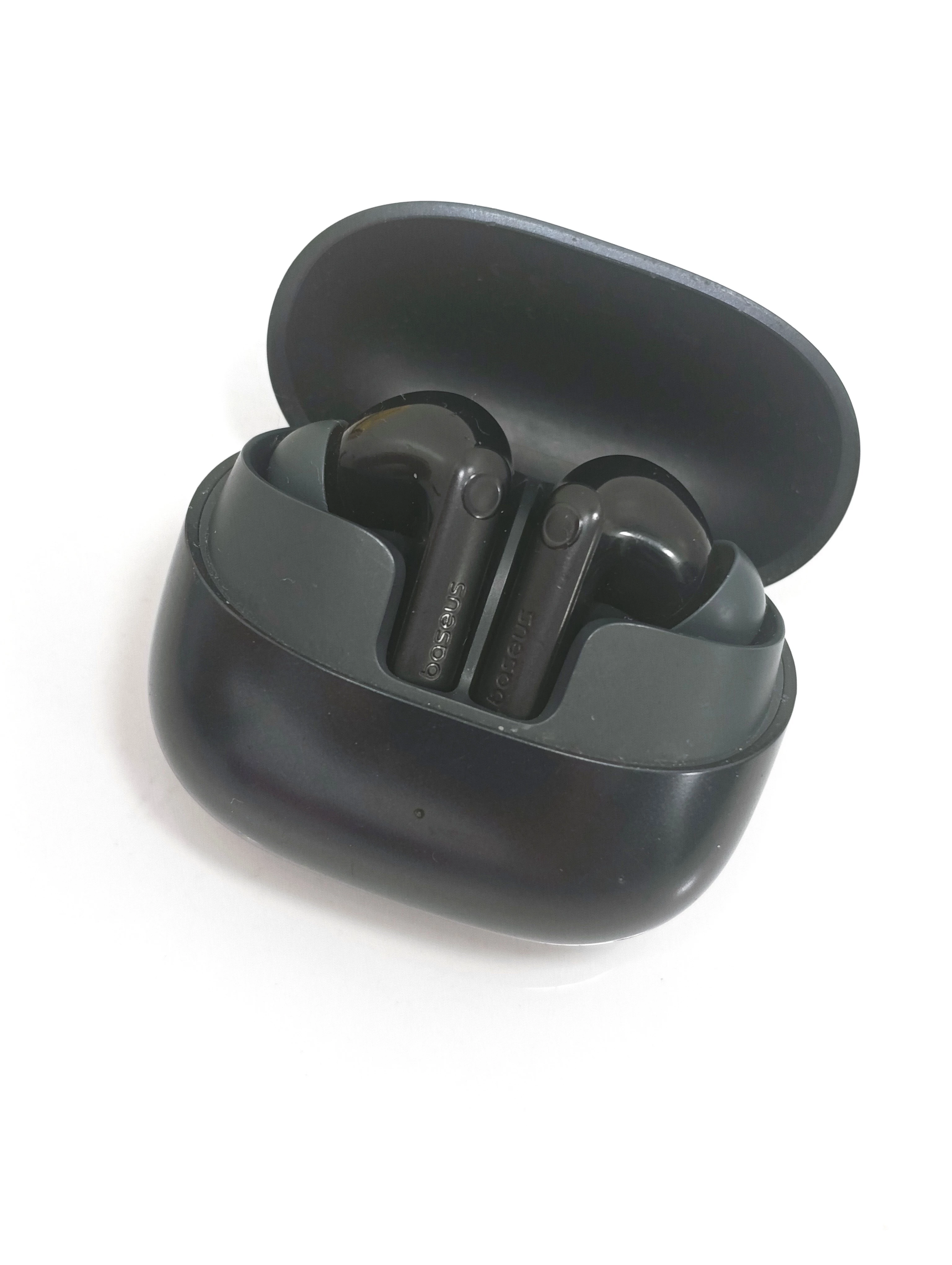 sluchawki-bezprzewodowe-dokanalowe-baseus-bass-bp1-pro-aleje-jerozolimskie-33-warszawa-boonum