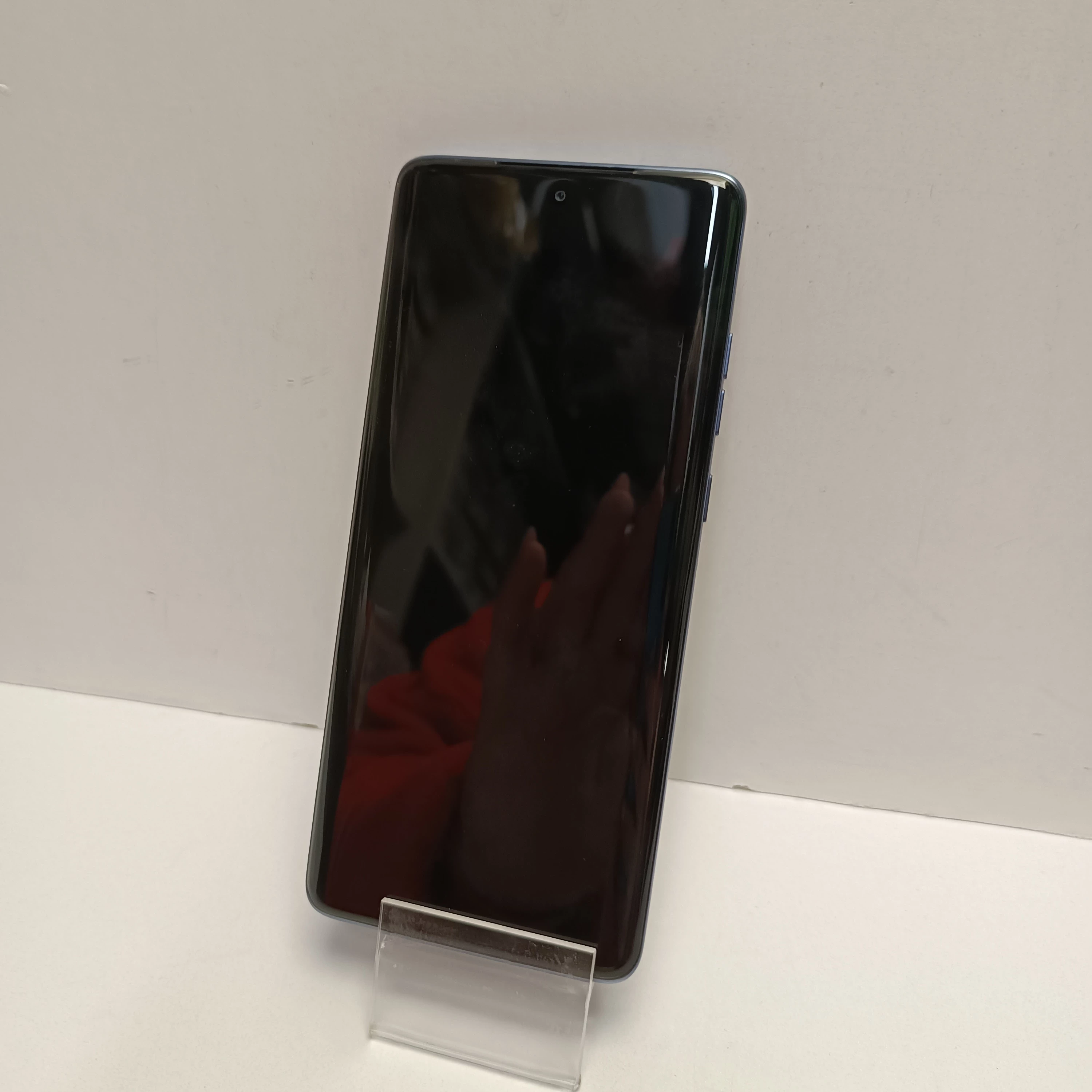 telefon-motorola-edge-60-fusion-8256gb-kod-producenta-xt2503-4