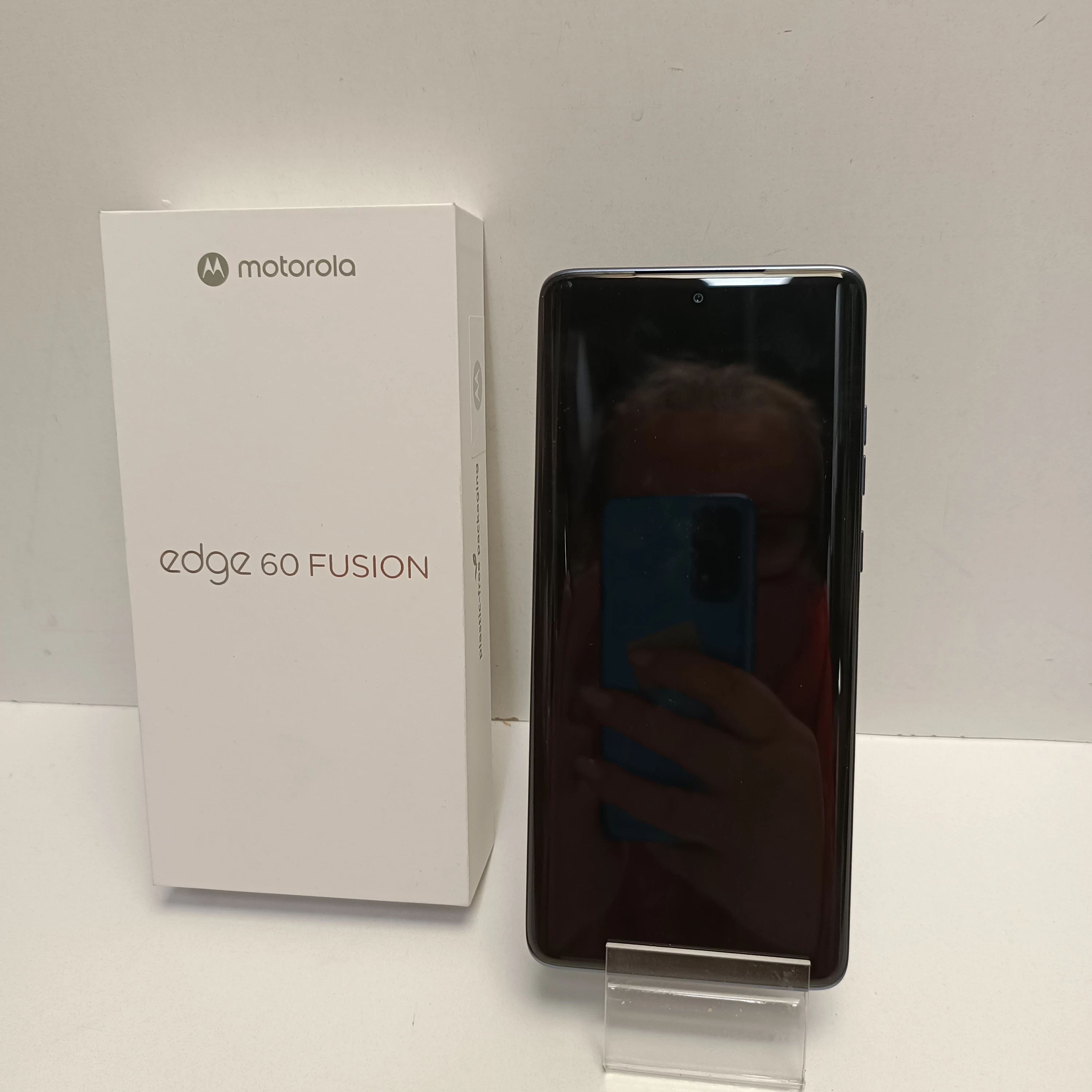 telefon-motorola-edge-60-fusion-8256gb-osiedle-teatralne-3u15-krakow