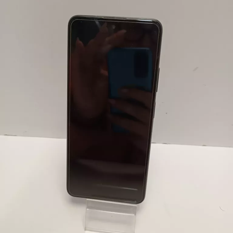 telefon-redmi-note-11s-4128gb-przekatna-ekranu-660