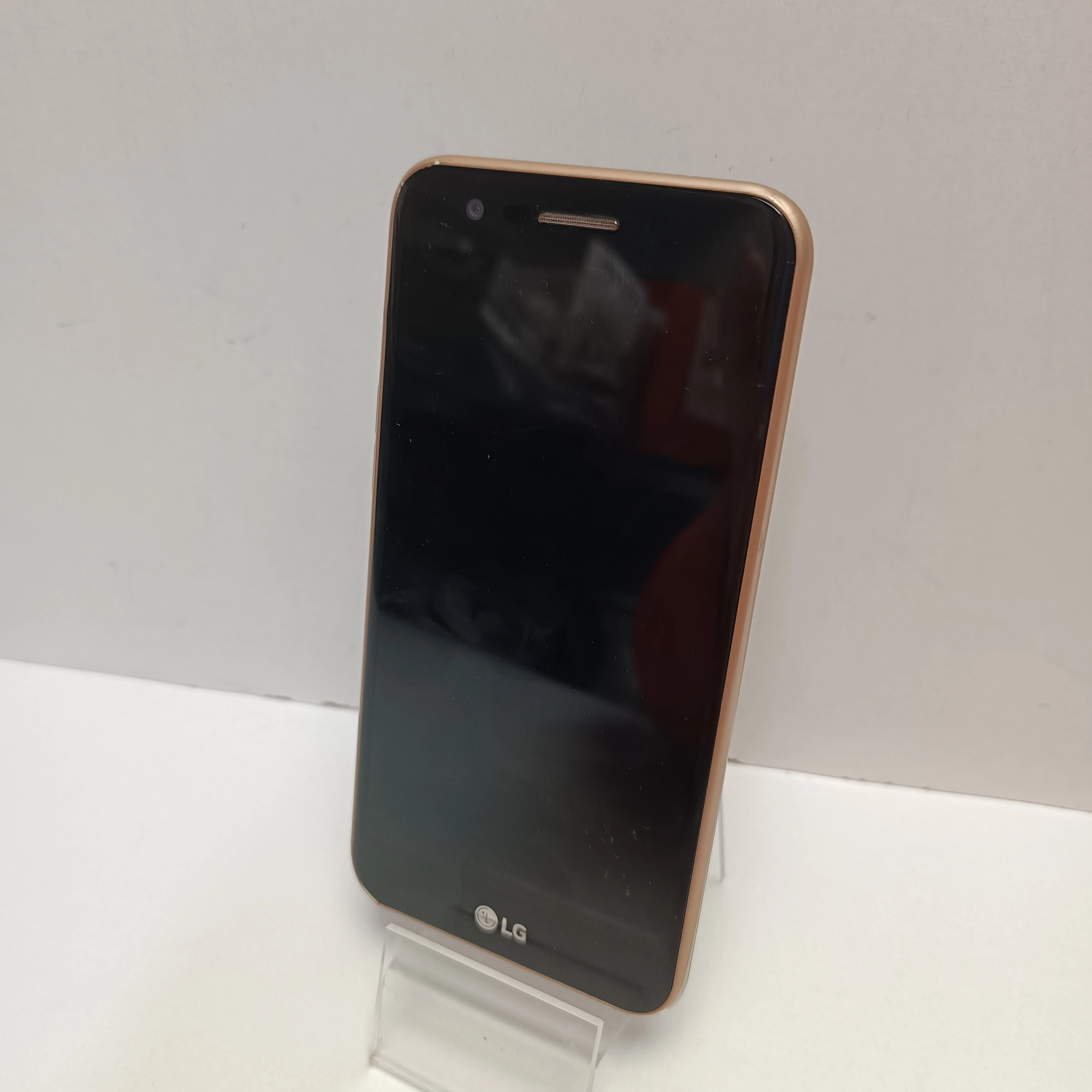 telefon-lg-k40-216-android-7-typ-202685-212929