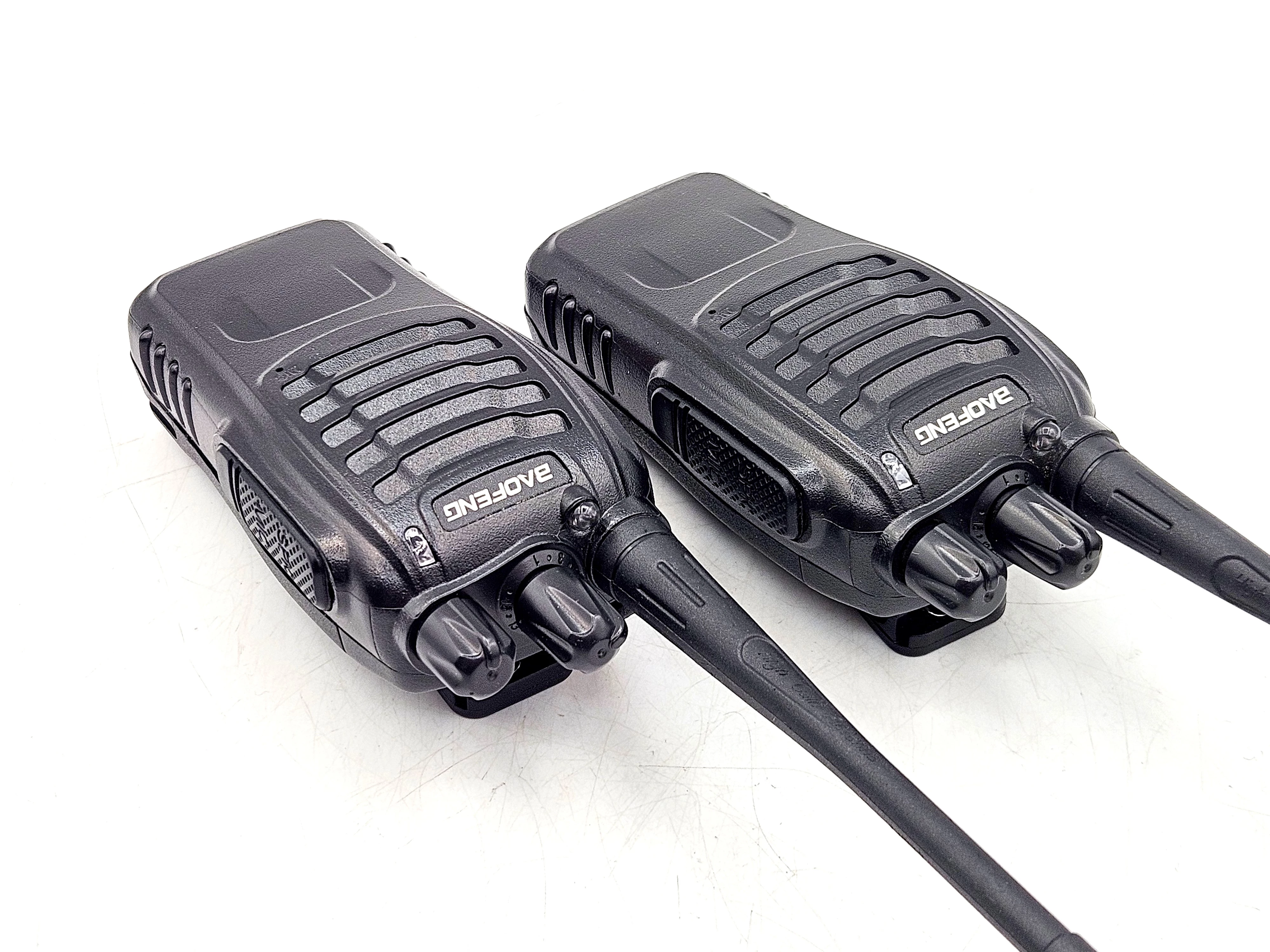 krotkofalowka-baofeng-bf-888s-2-sztuki-ladowarka-model-bf-888s