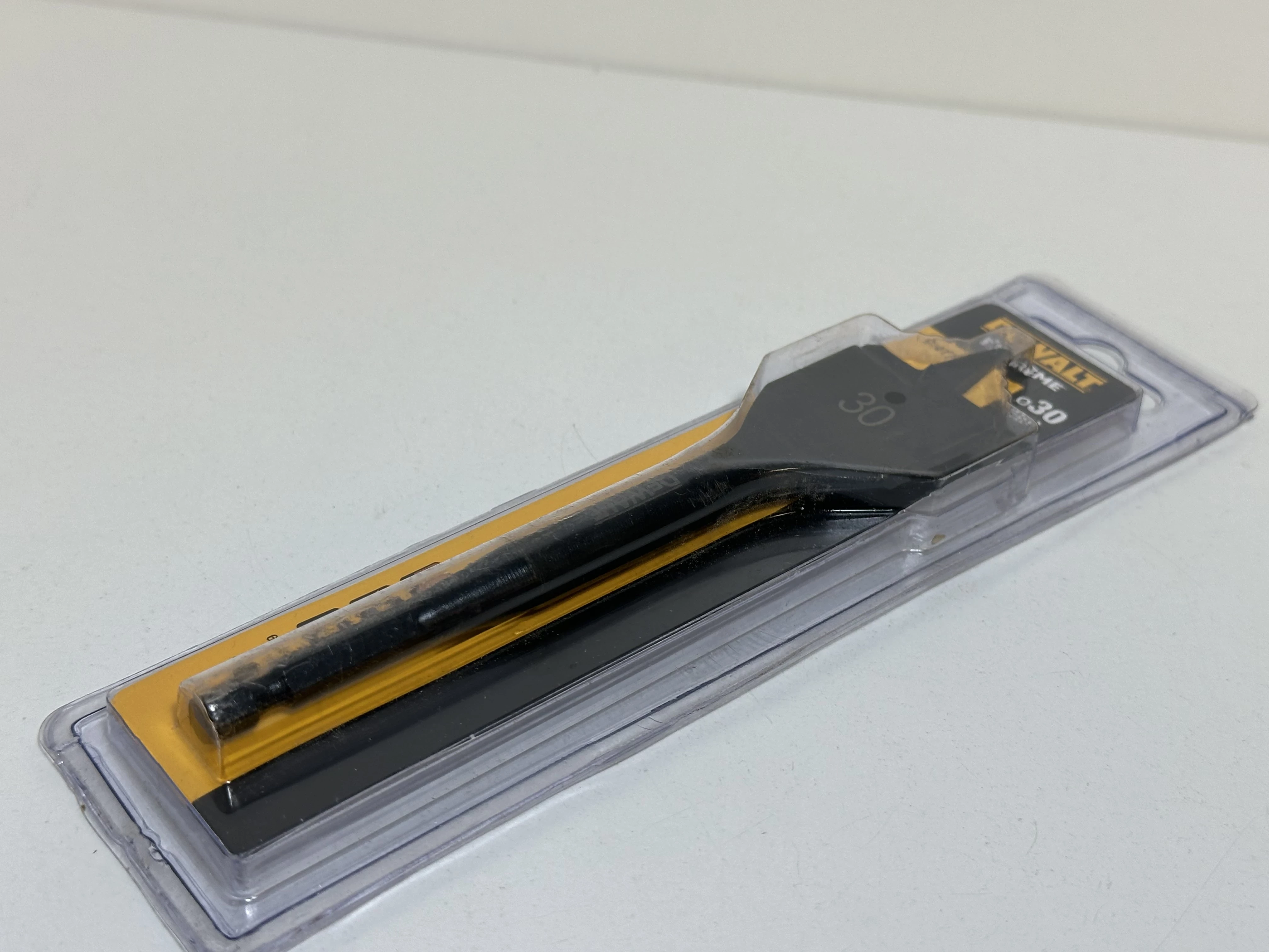 dewalt-wiertlo-plaskie-do-drewna-30x152mm-extreme-ean-gtin-5035048073070