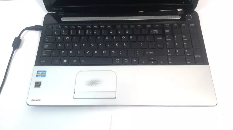laptop-toshiba-satellite-c55-4500gb-i3-3110m-240ghz-stan-11323-2