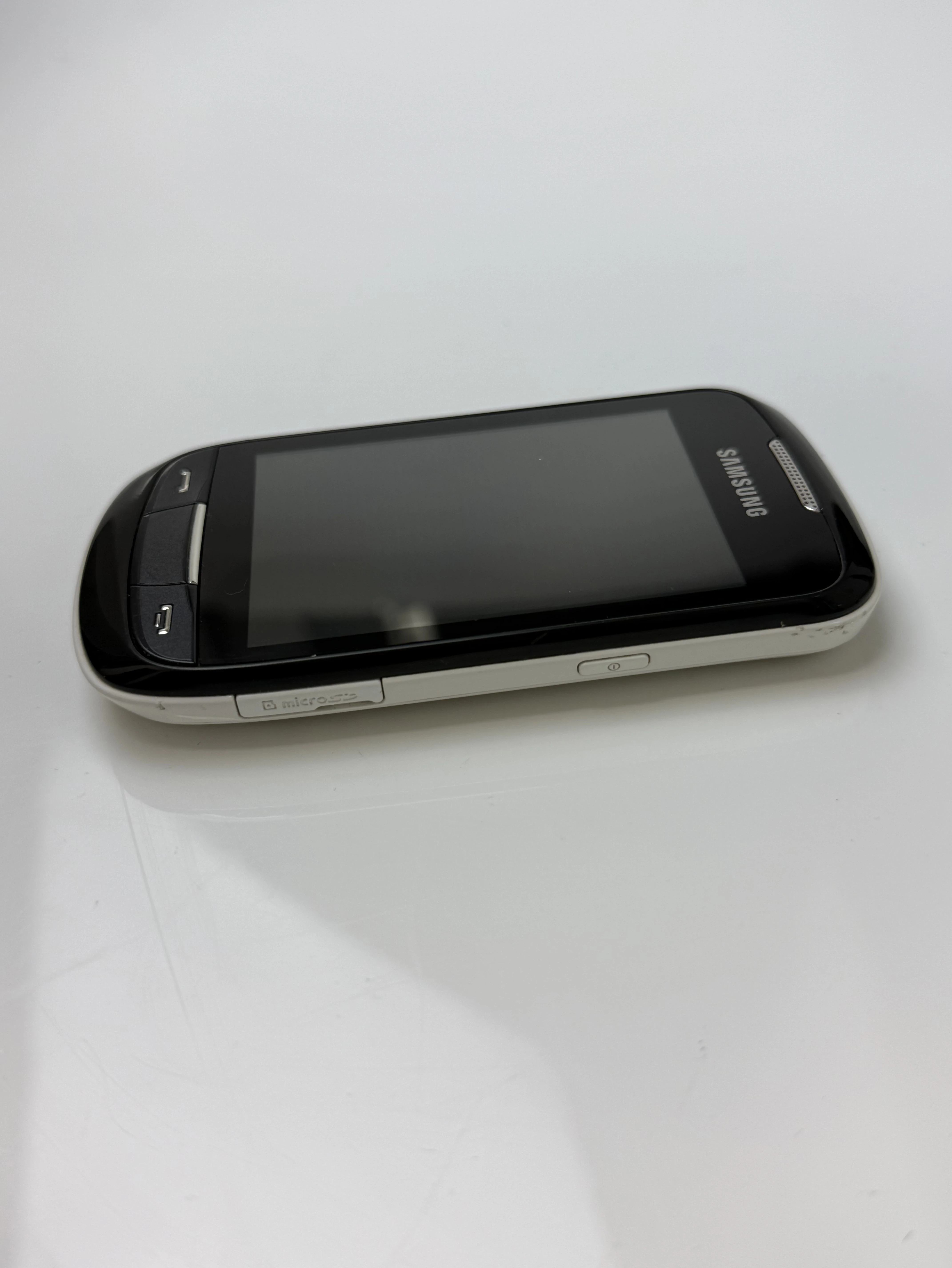 telefon-samsung-gt-s3850-stan-11323-2