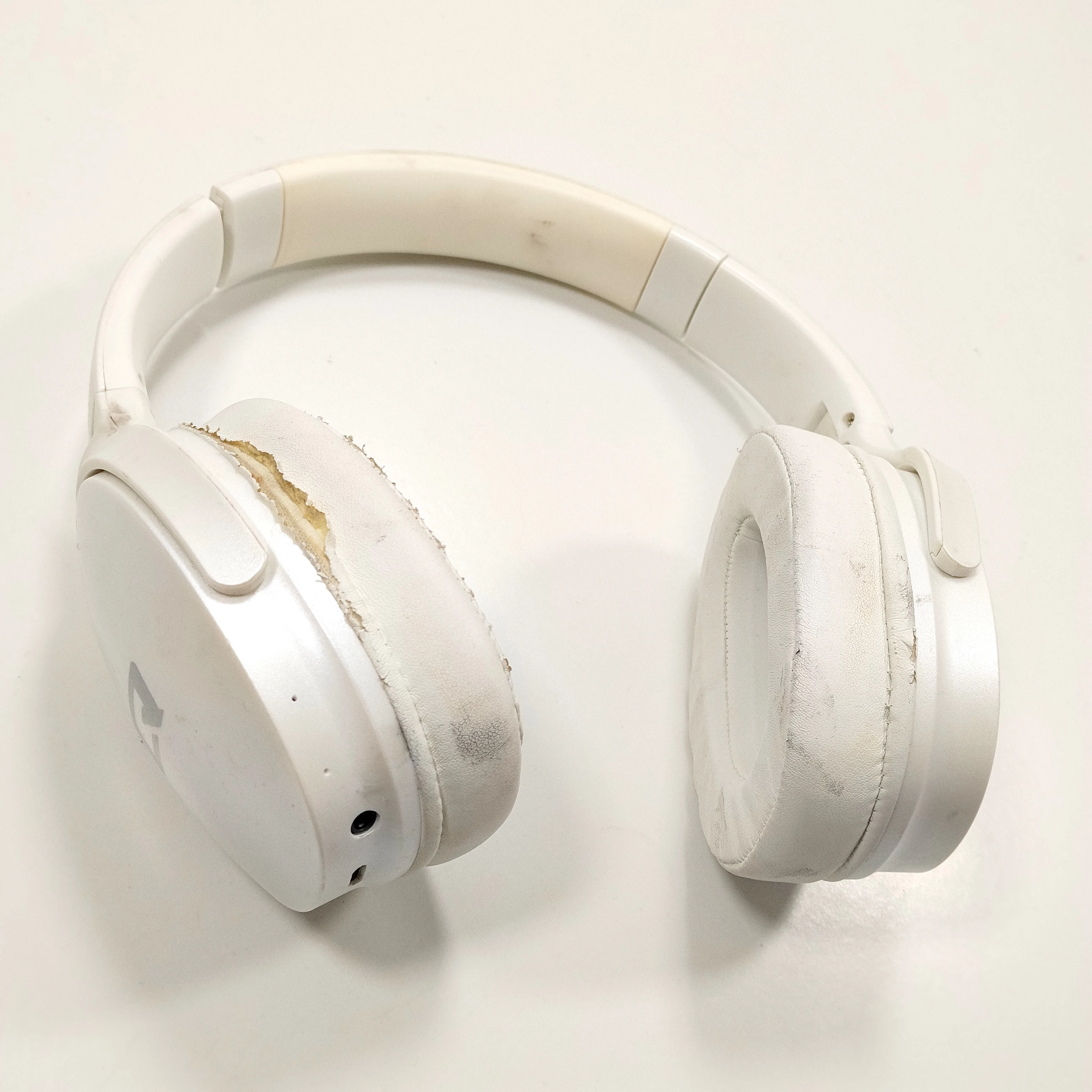 sluchawki-nauszne-q-bezprzewodowe-rodzaj-sluchawek-203681-217745