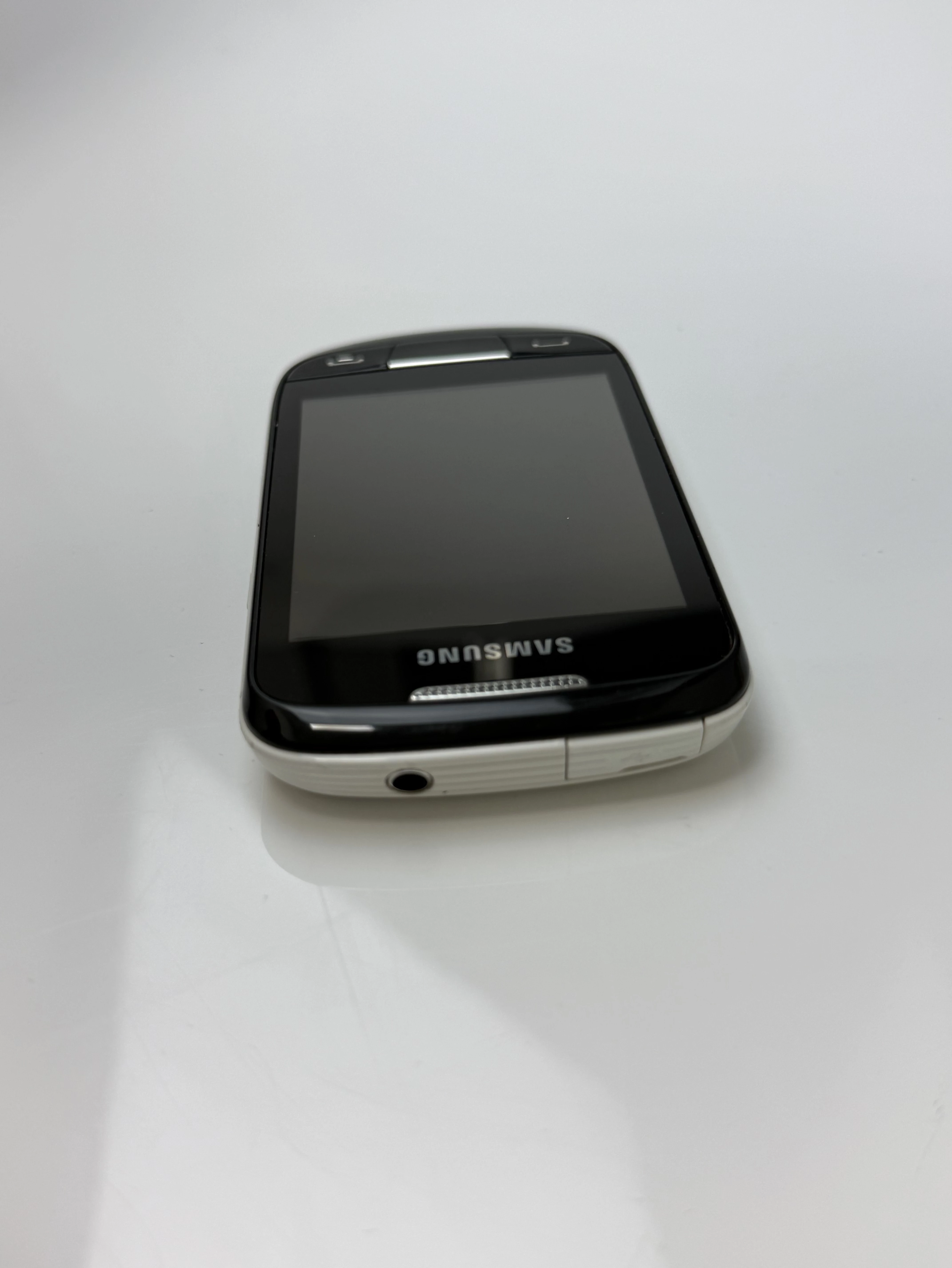 telefon-samsung-gt-s3850-kod-producenta-gt-s3850