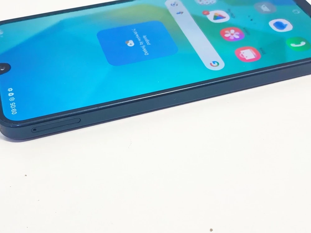 telefon-samsung-galaxy-a16-przekatna-ekranu-670