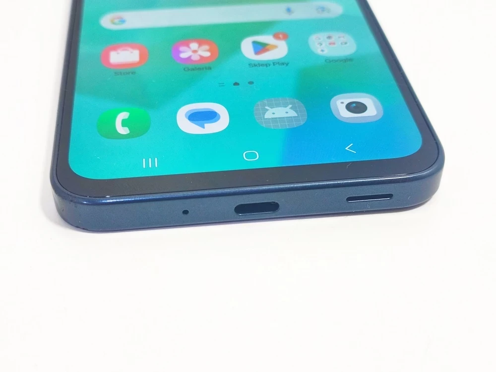 telefon-samsung-galaxy-a16-stan-11323-2