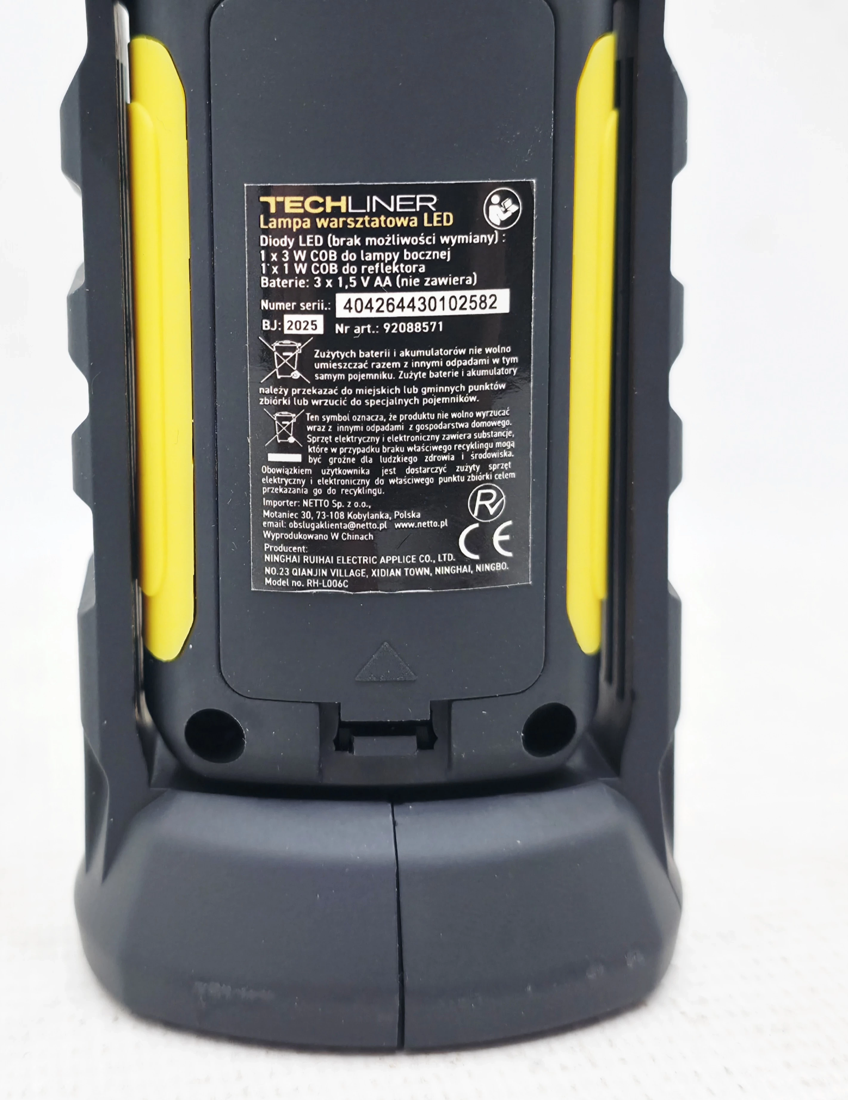 lampa-warsztatowa-led-techliner-stan-11323-2