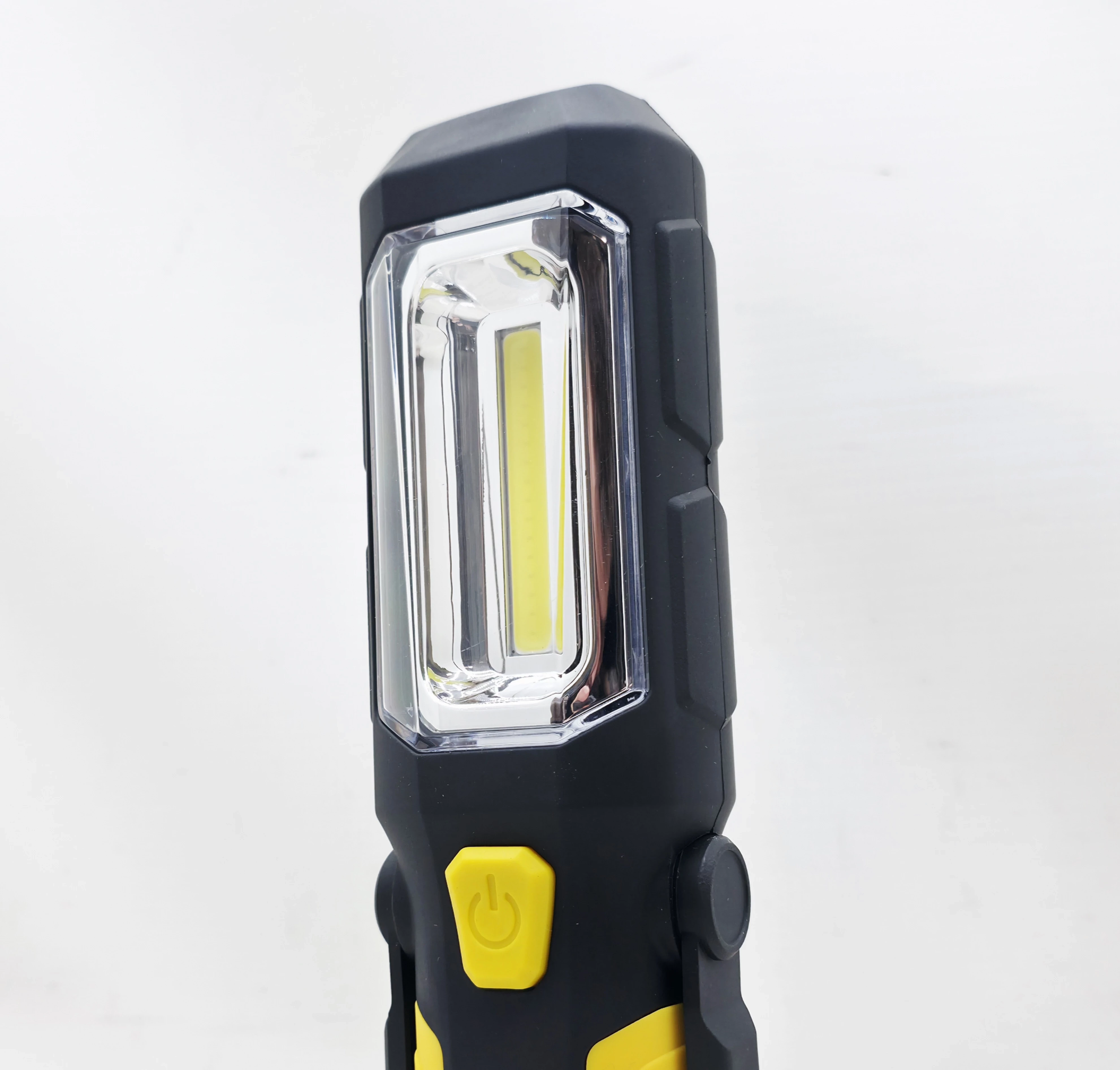 lampa-warsztatowa-led-techliner-kod-producenta-10840192