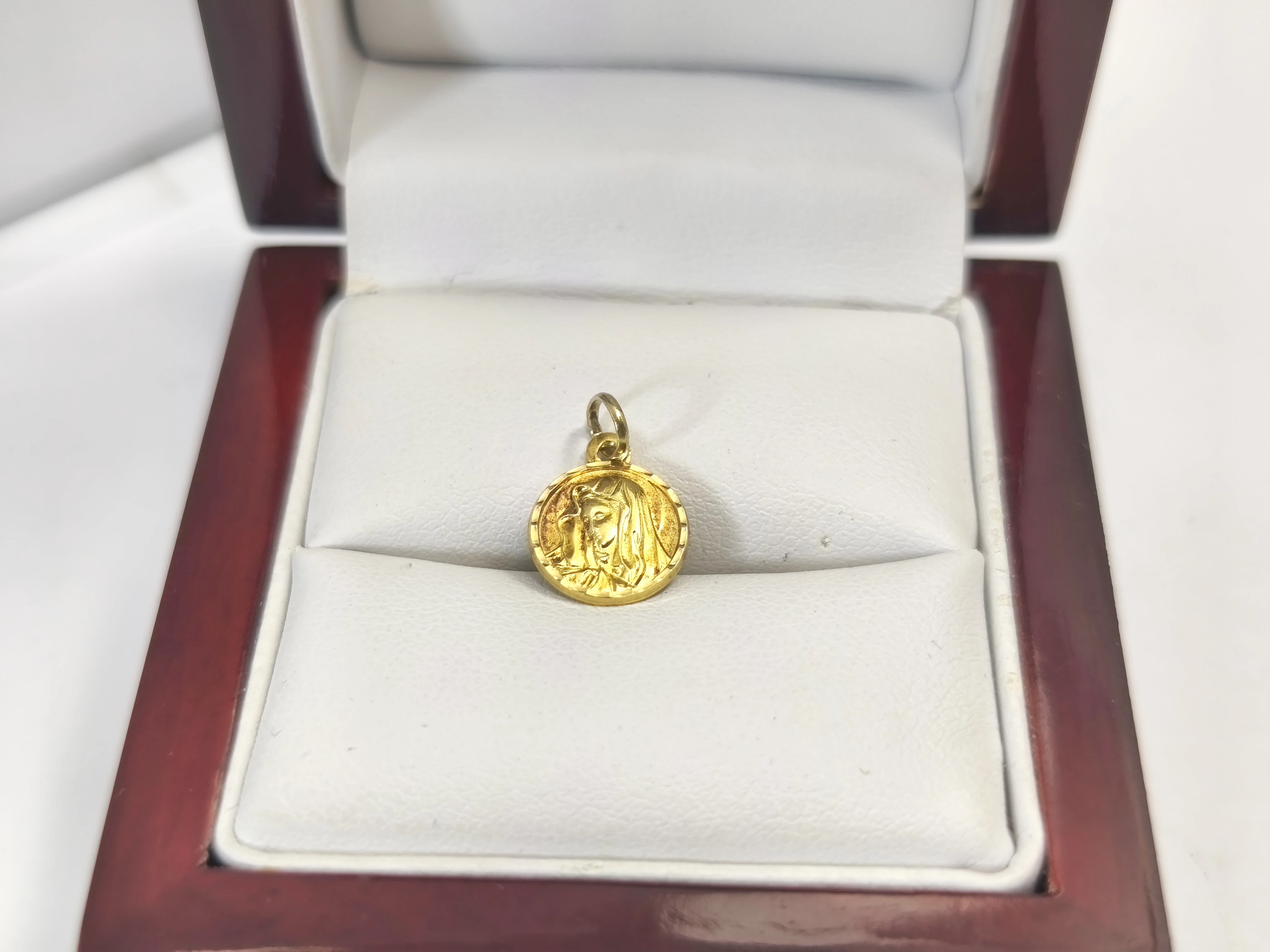 zlota-zawieszka-matka-boska-585-086g-gorna-wilda-100-poznan-ska-x