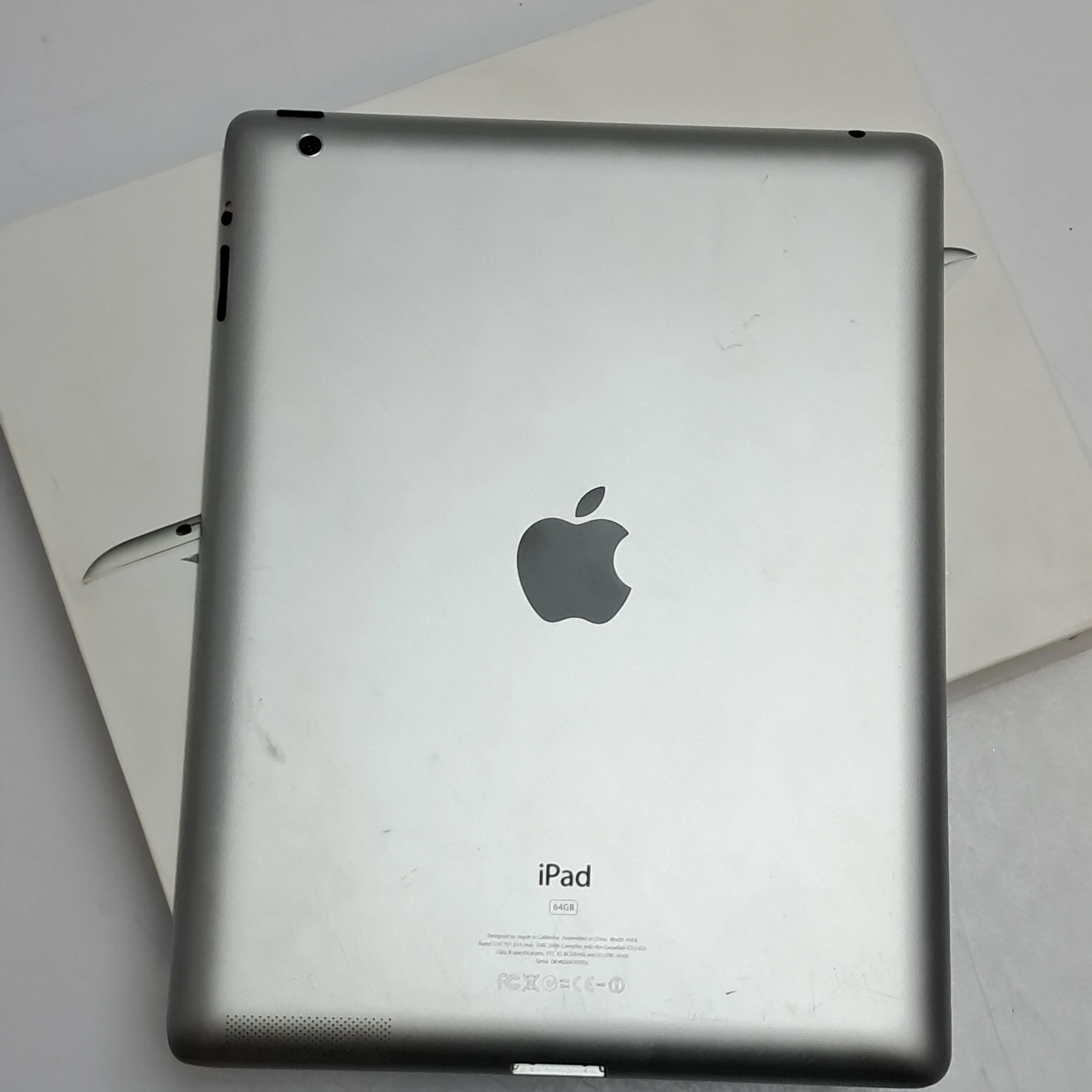 tablet-ipad-3gen64gb-transmisja-danych-217-512