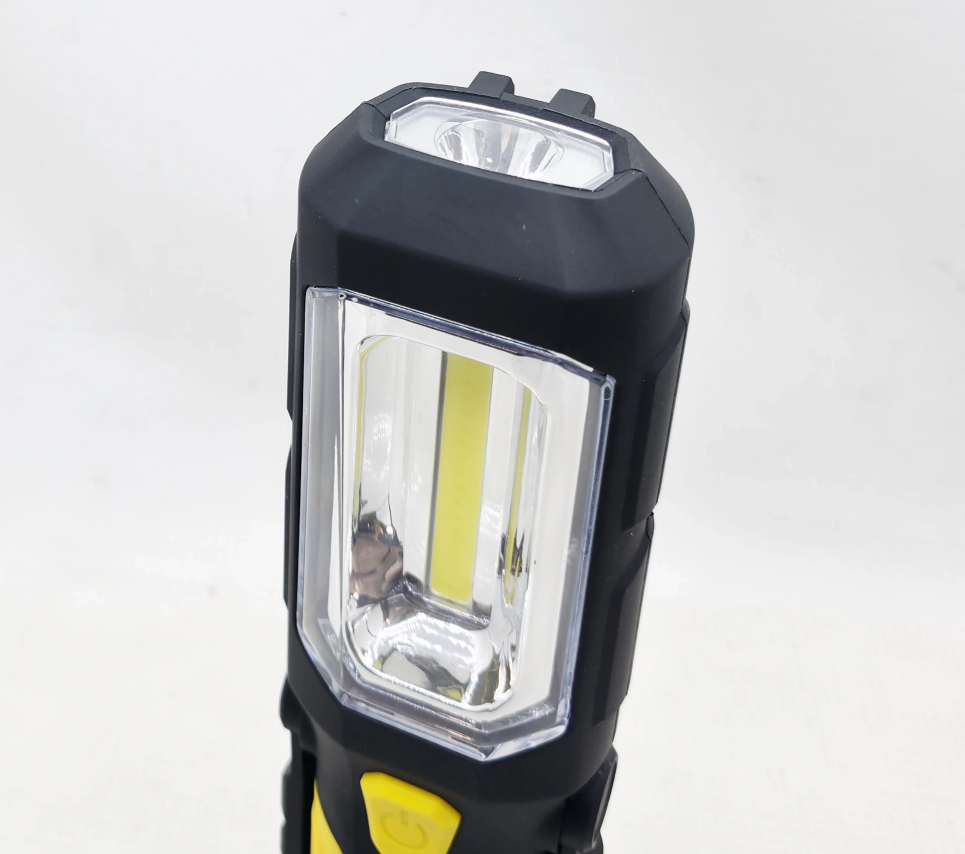 lampa-warsztatowa-led-techliner-marka-248811-958954