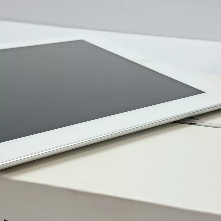 tablet-ipad-3gen64gb-stan-11323-2