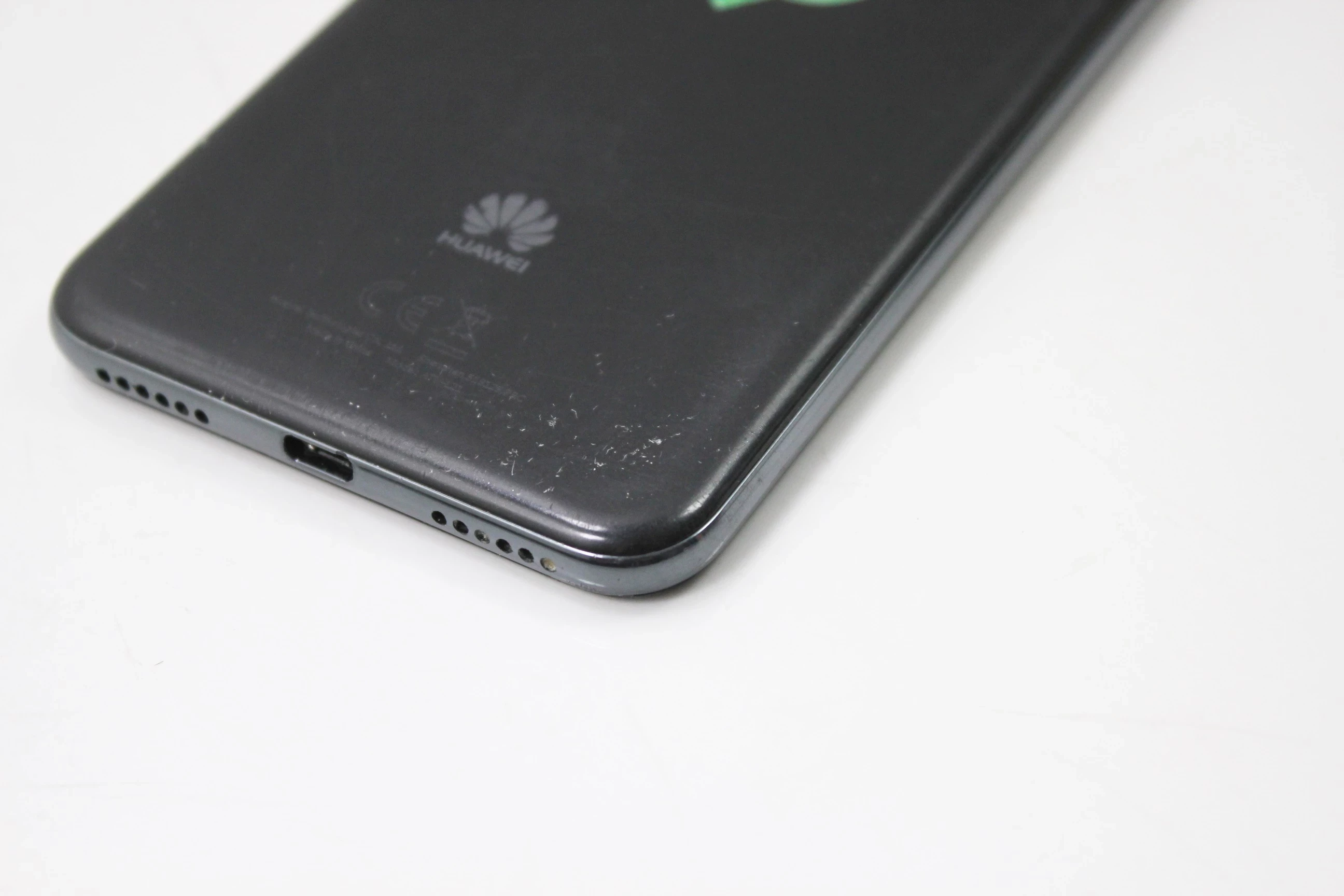 telefon-huawei-y6-2018-pamiec-ram-202865-214129