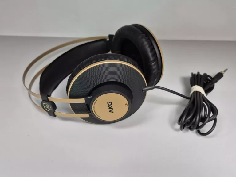 sluchawki-akg-k92-ean-gtin-9002761038798