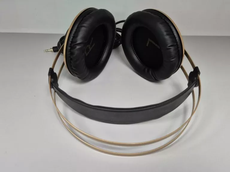sluchawki-akg-k92-rodzaj-sluchawek-203681-217745