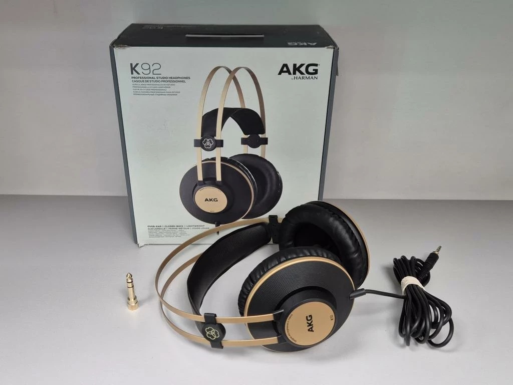 sluchawki-akg-k92-jozefczaka-4-bytom