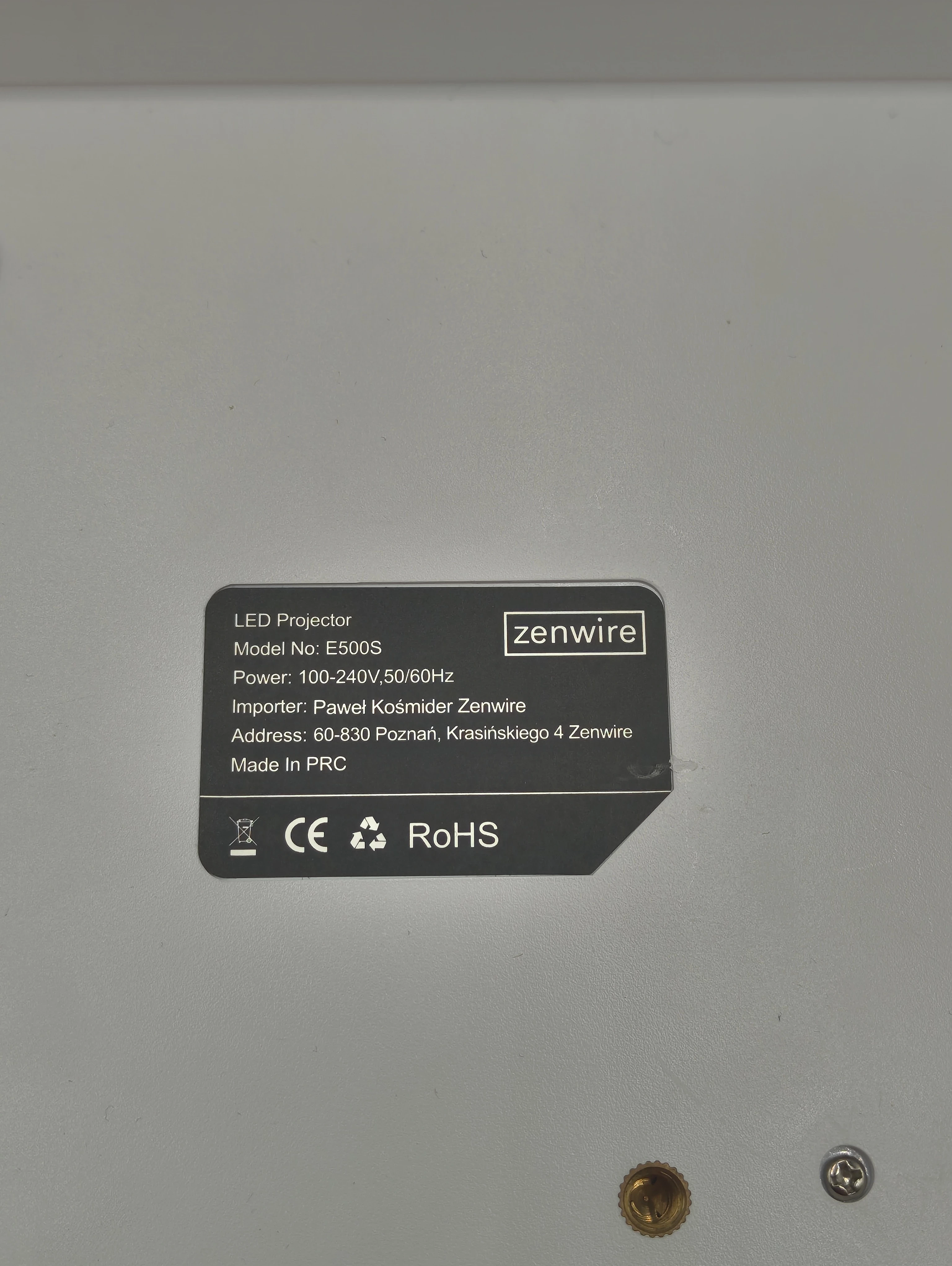 projektor-zenwire-e500s-model-e500s