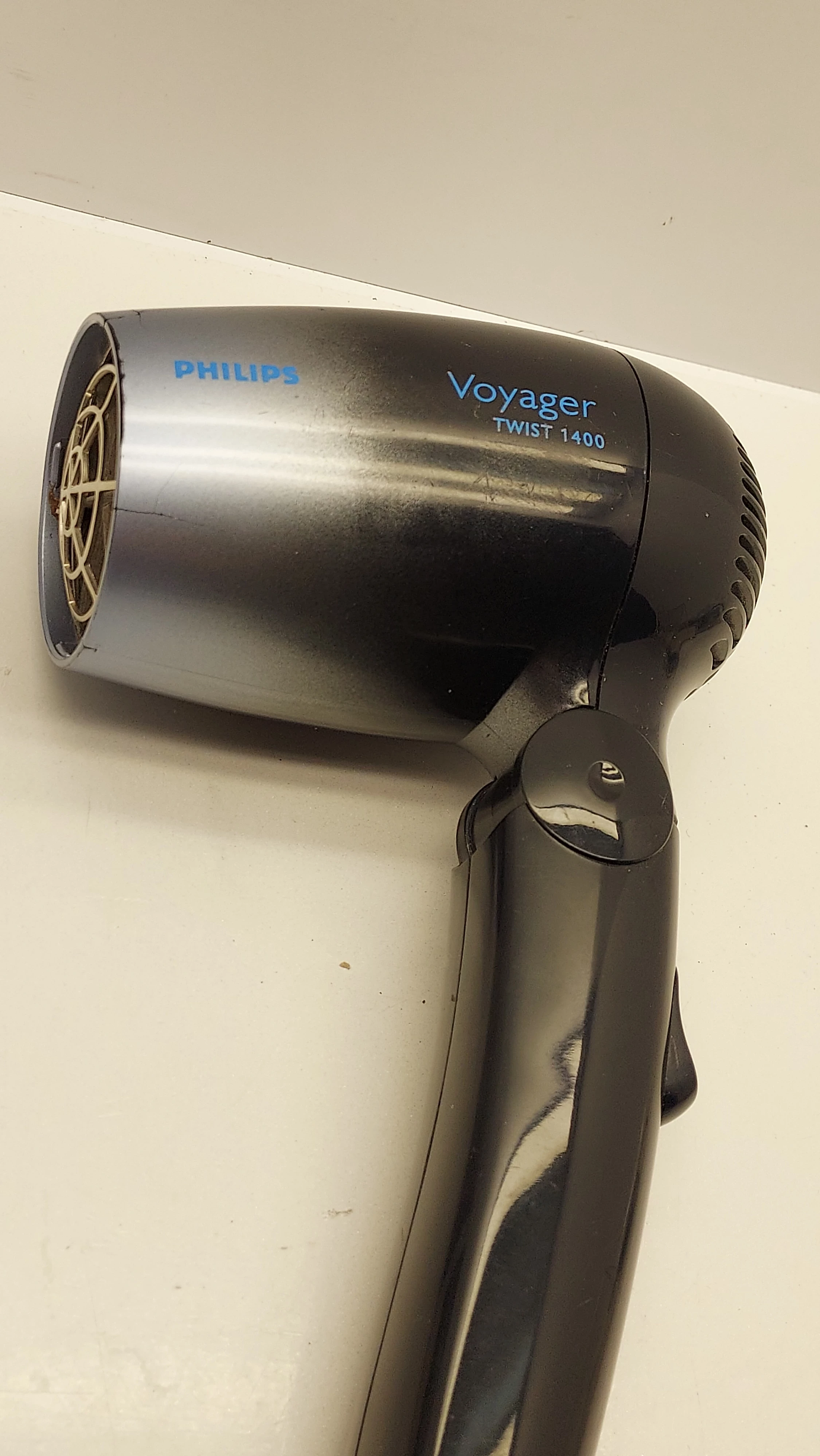 suszarka-do-wlosow-philips-twist-1400-liczba-predkosci-nadmuchu-3